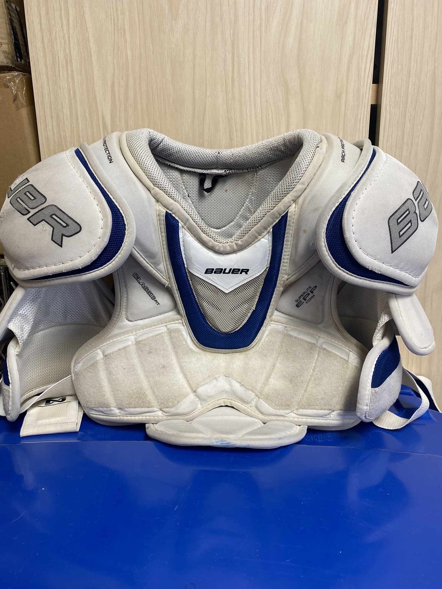Bauer Nexus 8000 Shoulder Pads SidelineSwap