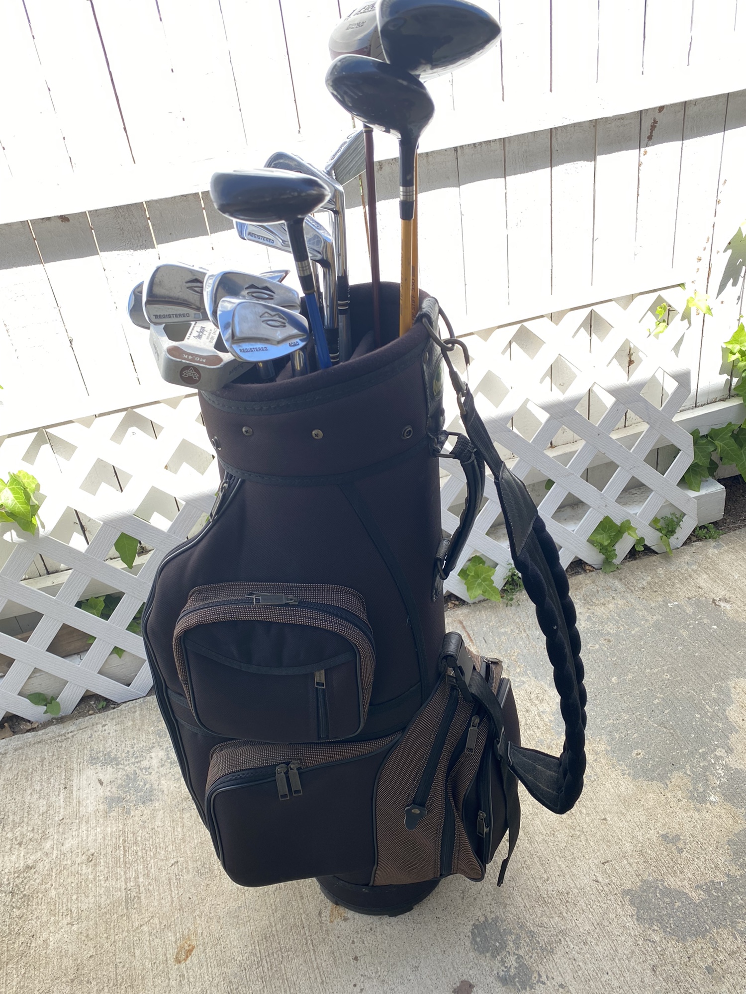 Macgregor complete golf club set with Macgregor staff bag SidelineSwap