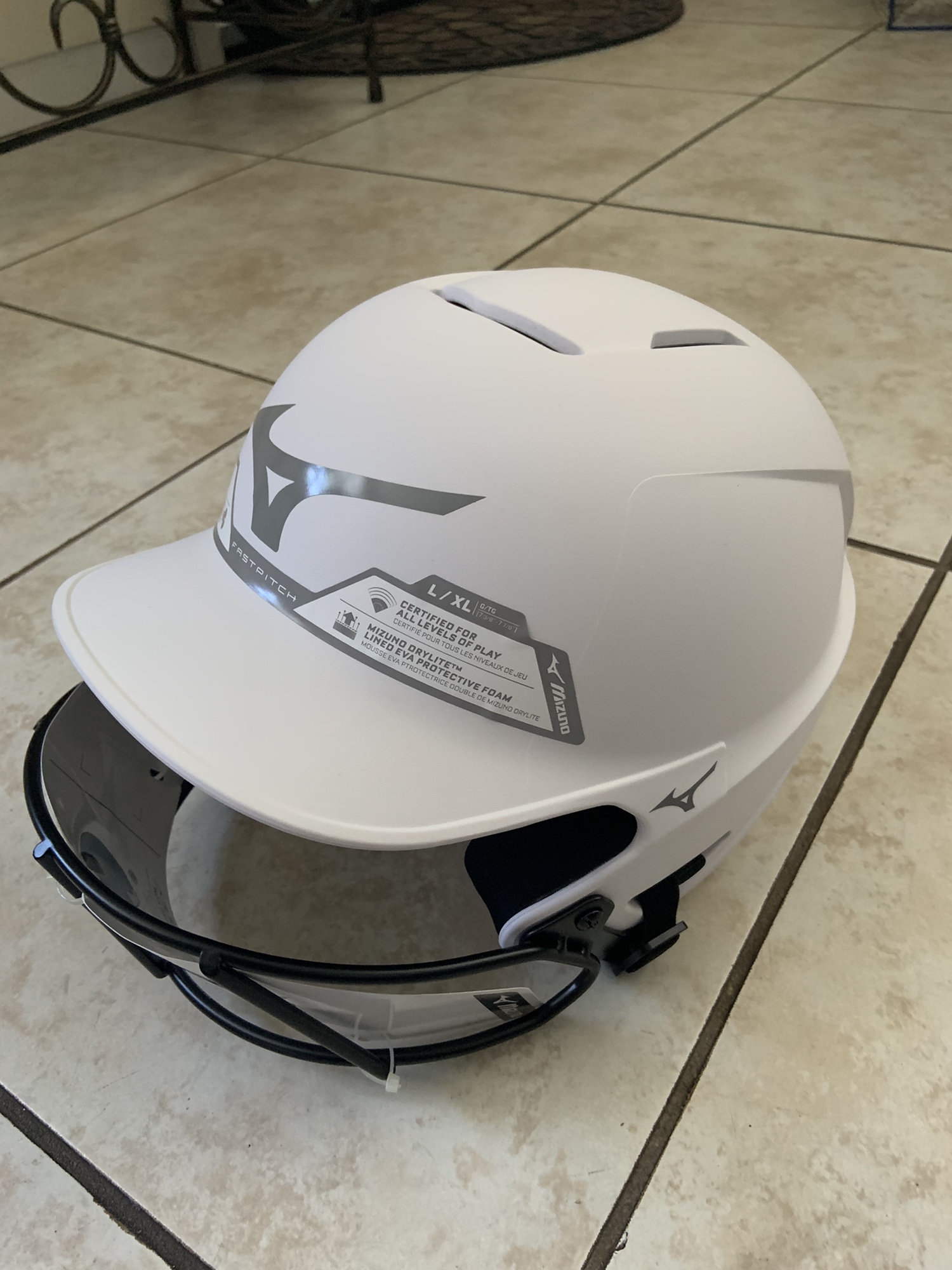 Mizuno F6 Batting Helmet L/XL White SidelineSwap