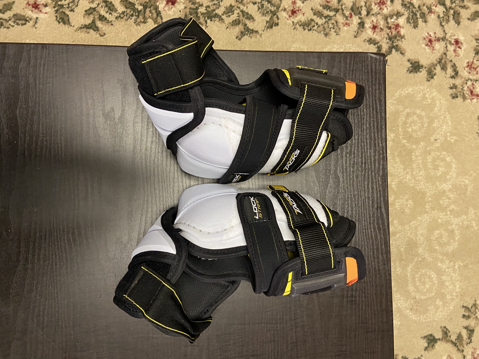NEW Medium CCM Super Tacks AS1 Elbow Pads SidelineSwap