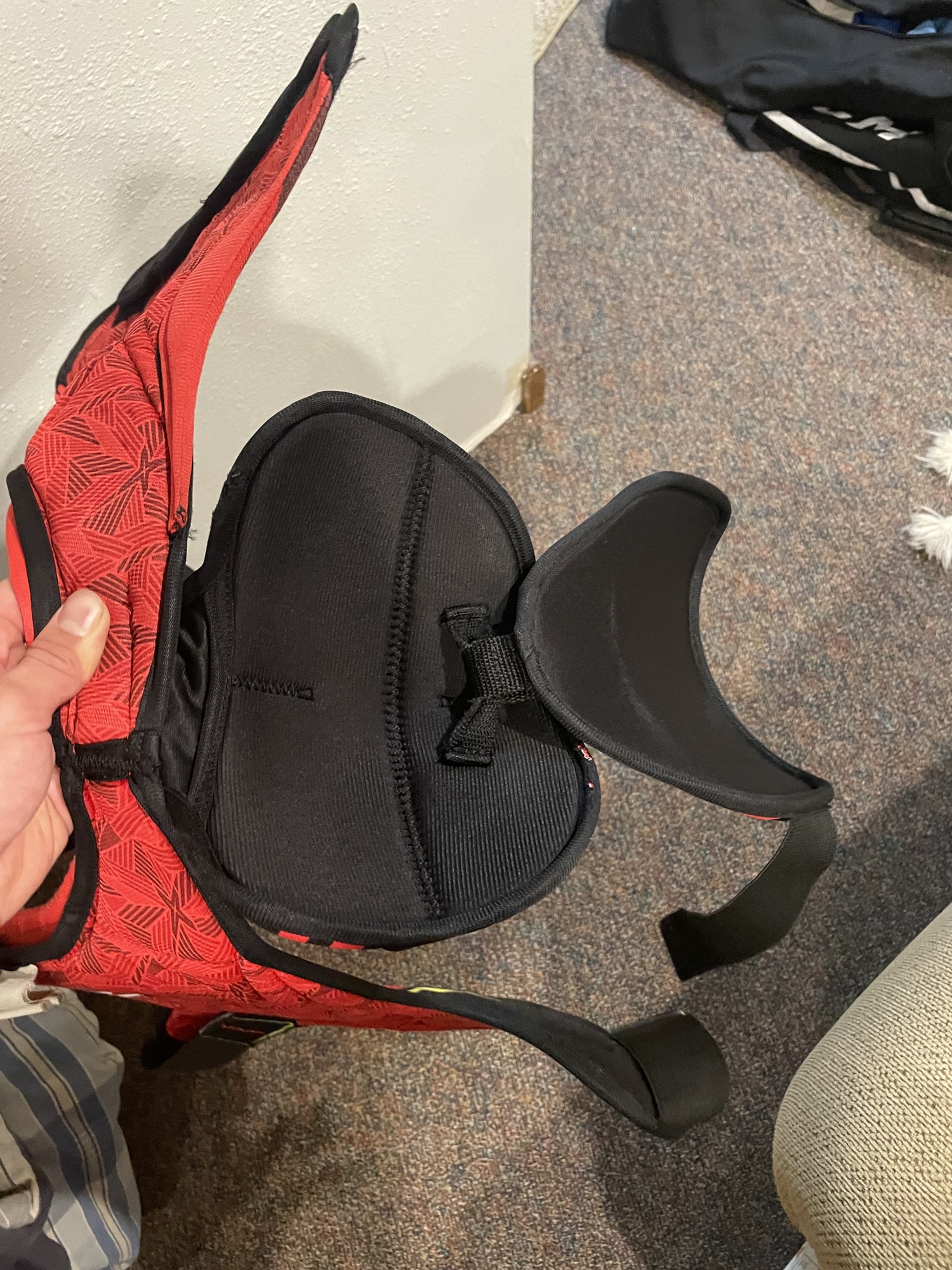 Senior Medium Bauer Vapor X2.9 Shoulder Pads SidelineSwap