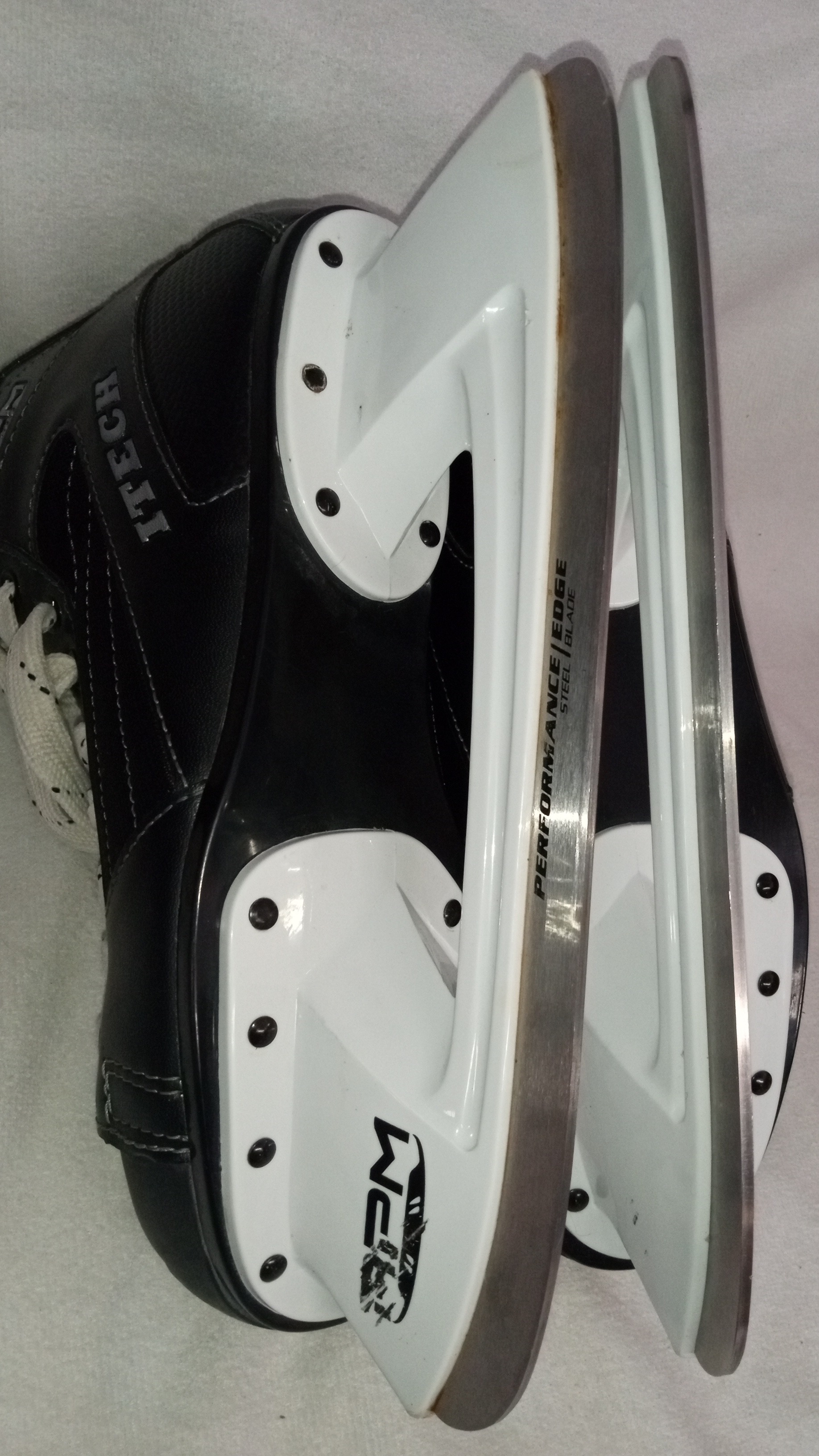 ITECH RPM 2500 size 9 USA mens hockey skates Itech Hockey Skates