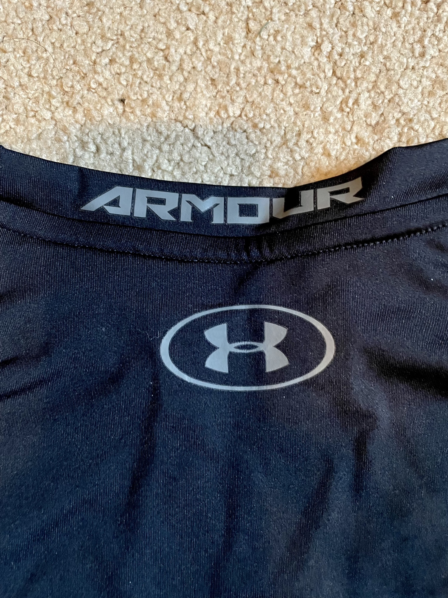 Under Armour base layer shirt long sleeve YLG SidelineSwap