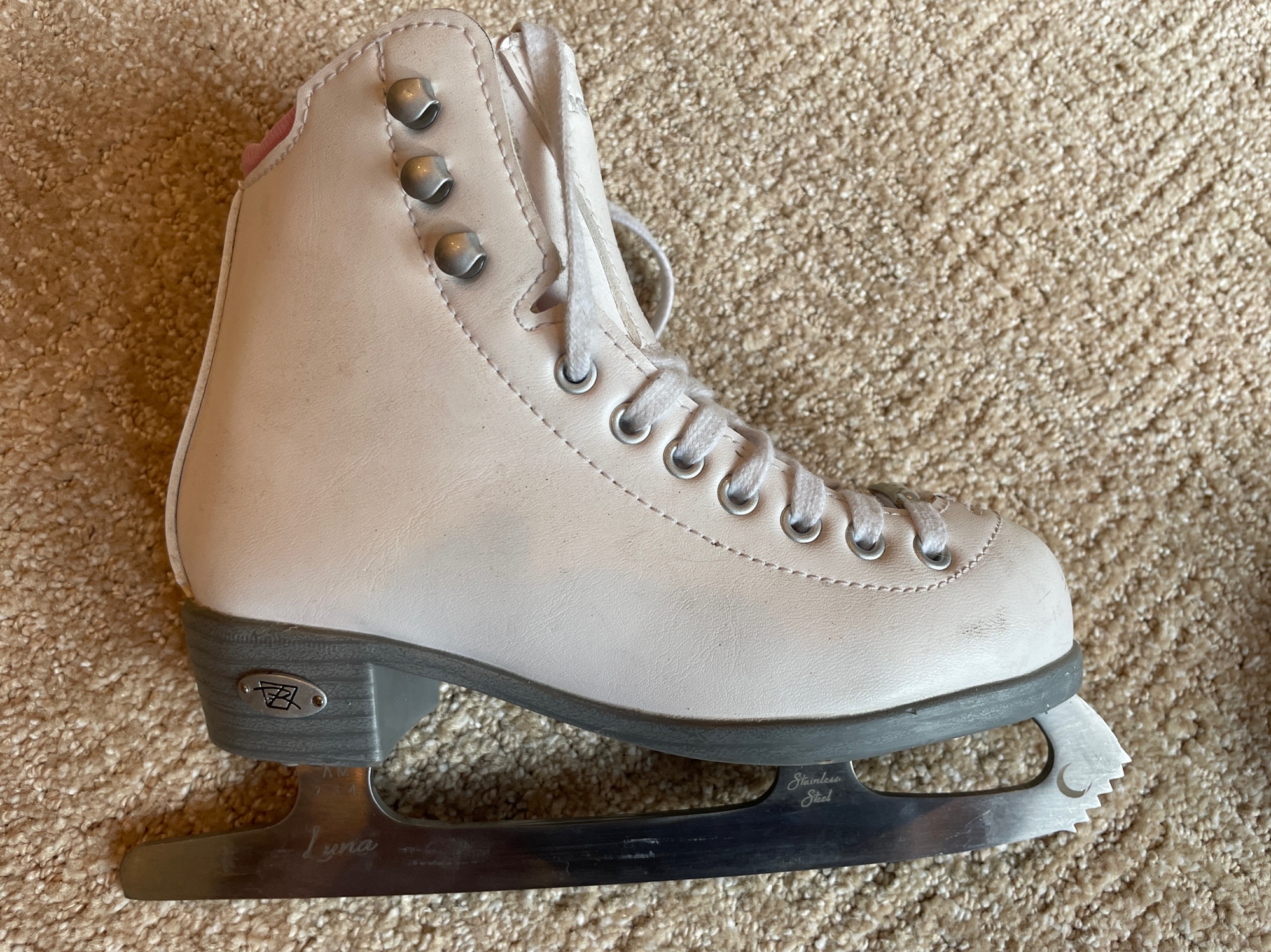 Riedell Pearl Size Youth/Jr 13 Figure Skates SidelineSwap