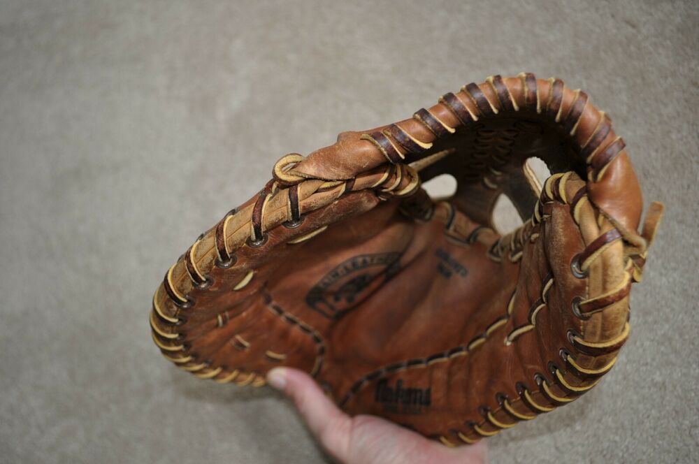 12.75” Nokona N50 Baseball Softball Leather First Base Mitt Left Hand