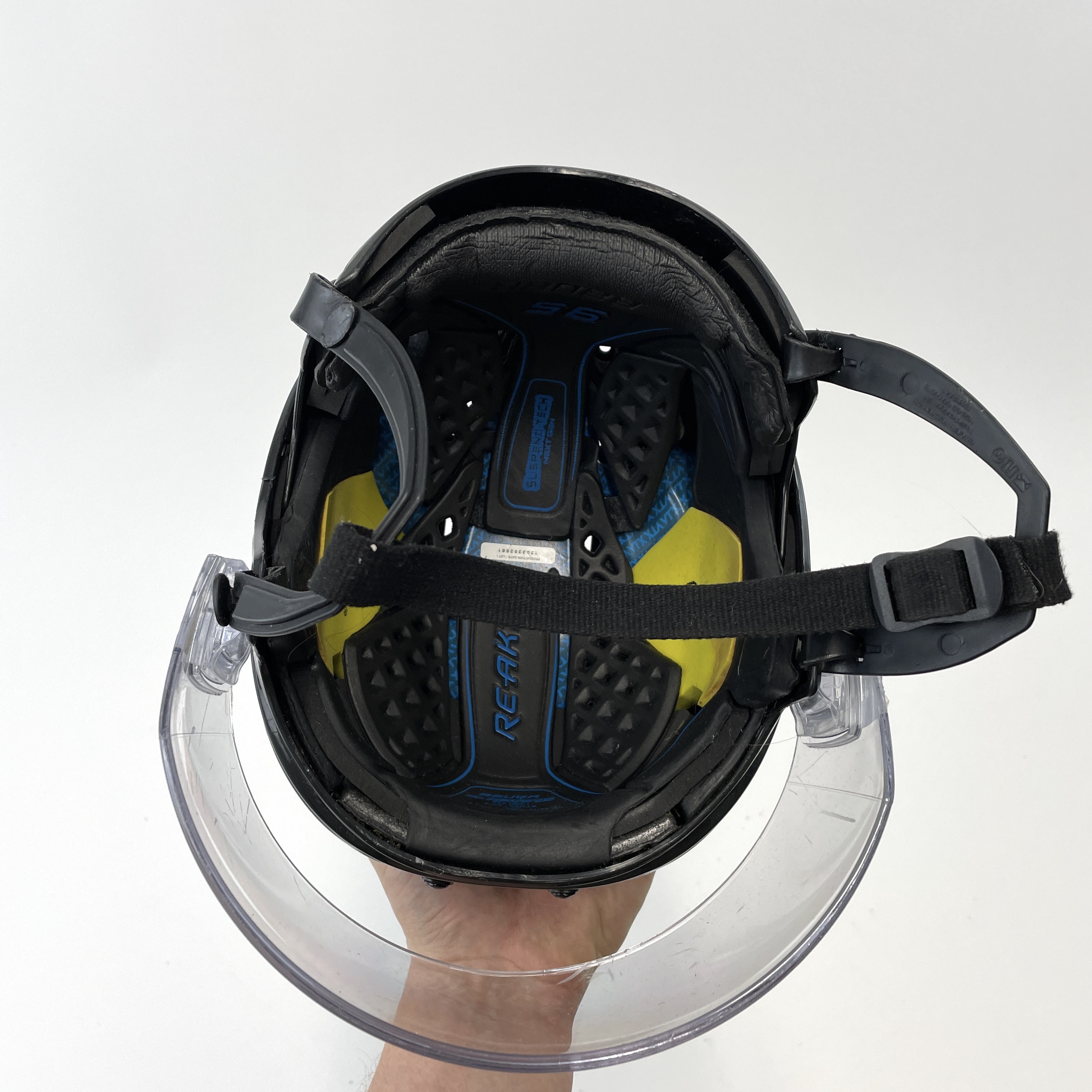 Used Black Bauer Reakt Pro Helmet with Bauer Pro Clip Visor Senior