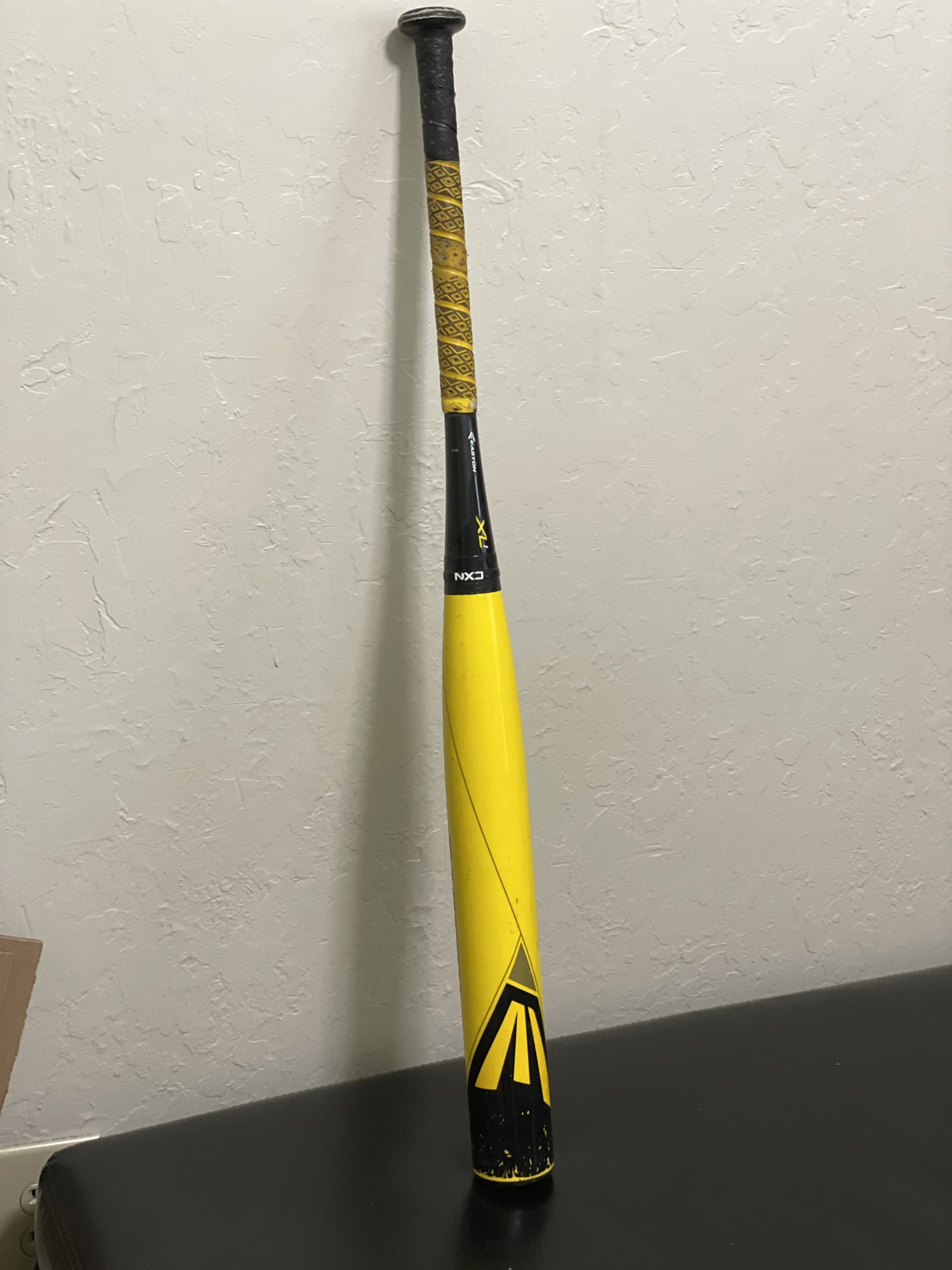 Easton XL1 Baseball Bat 31/21 (10) YB14X1 Composite USSSA (2 1/4