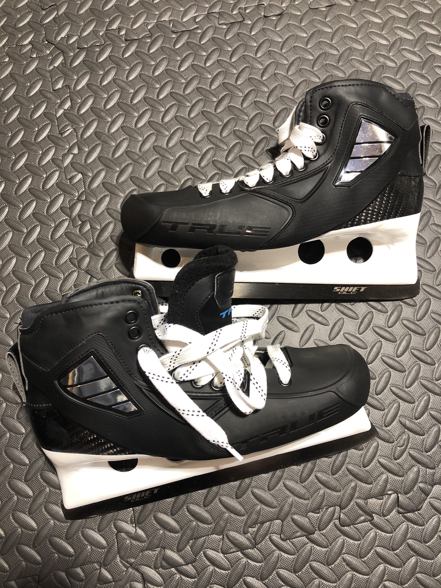 New True Custom Pro Hockey Goalie Skates Frederik Andersen 10