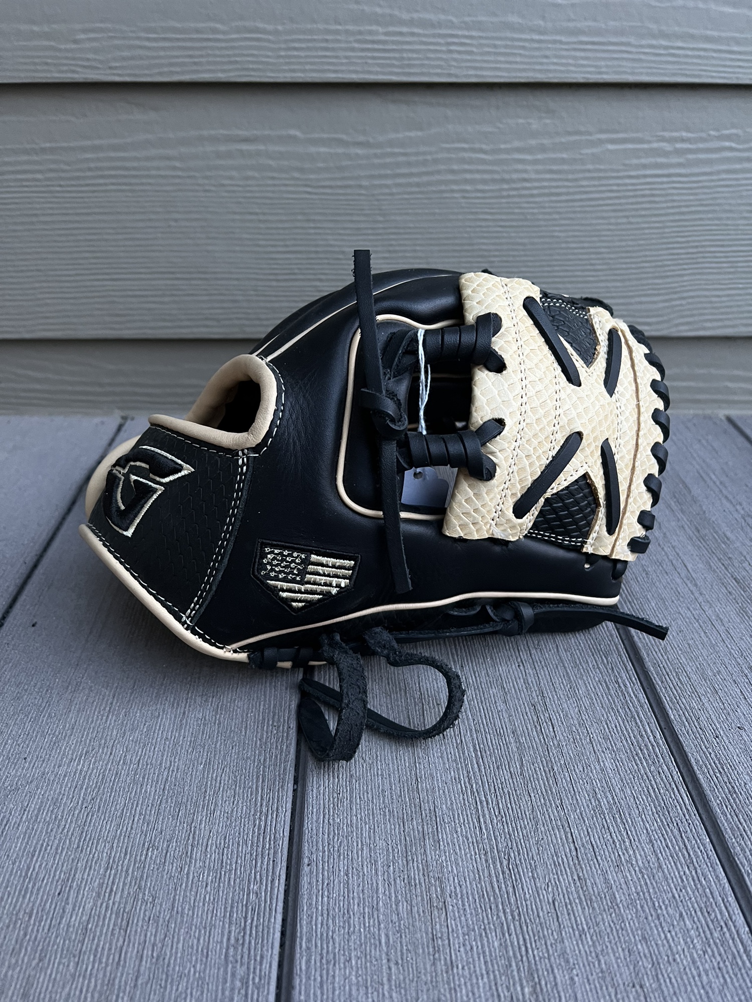 Goin Yard Youth Infield 11.75" Pro series Baseball Glove SidelineSwap