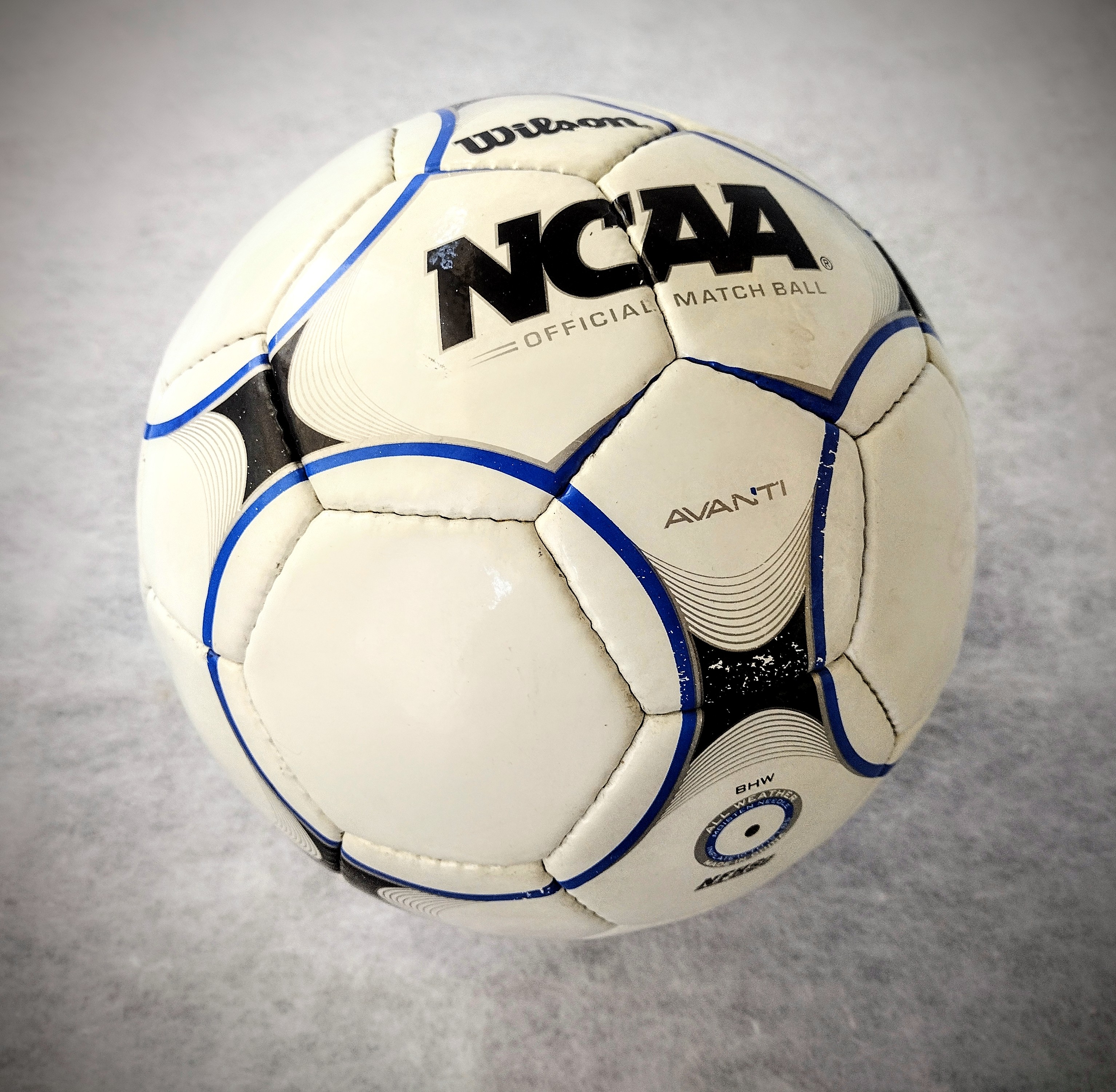Wilson NCAA(Official Match Ball)[Shipped Fast today]Avanti Size 5