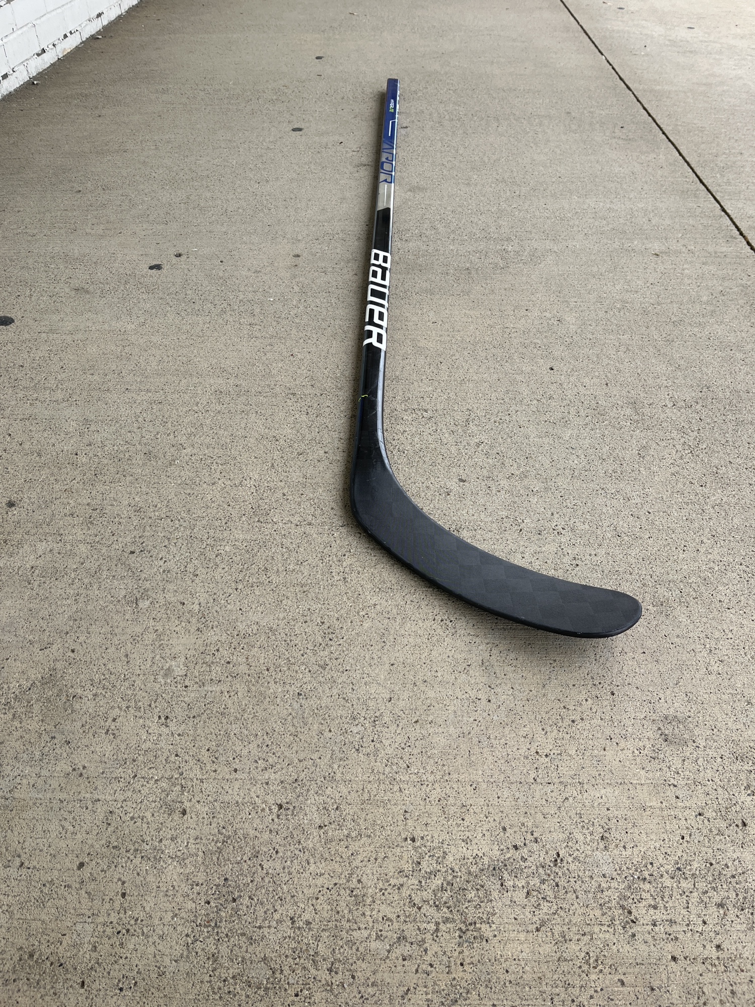 Lightly Used Custom Blue Bauer Vapor HyperLite Pro Stock Stick LH P92