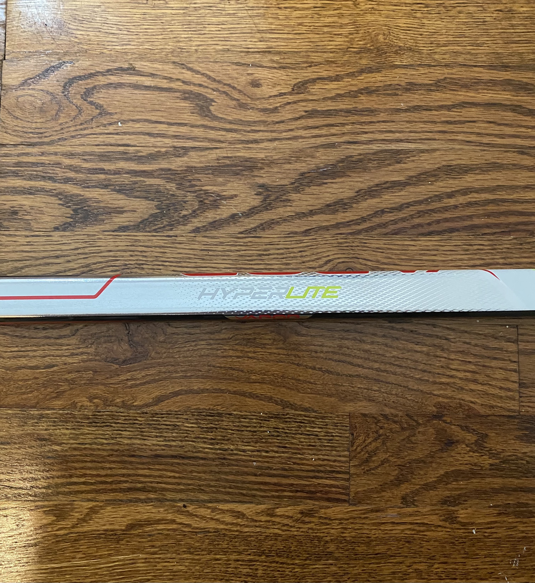 (NEW) Bauer Vapor Hyperlite, Flex 77, Blade P92 Right, Senior Hockey