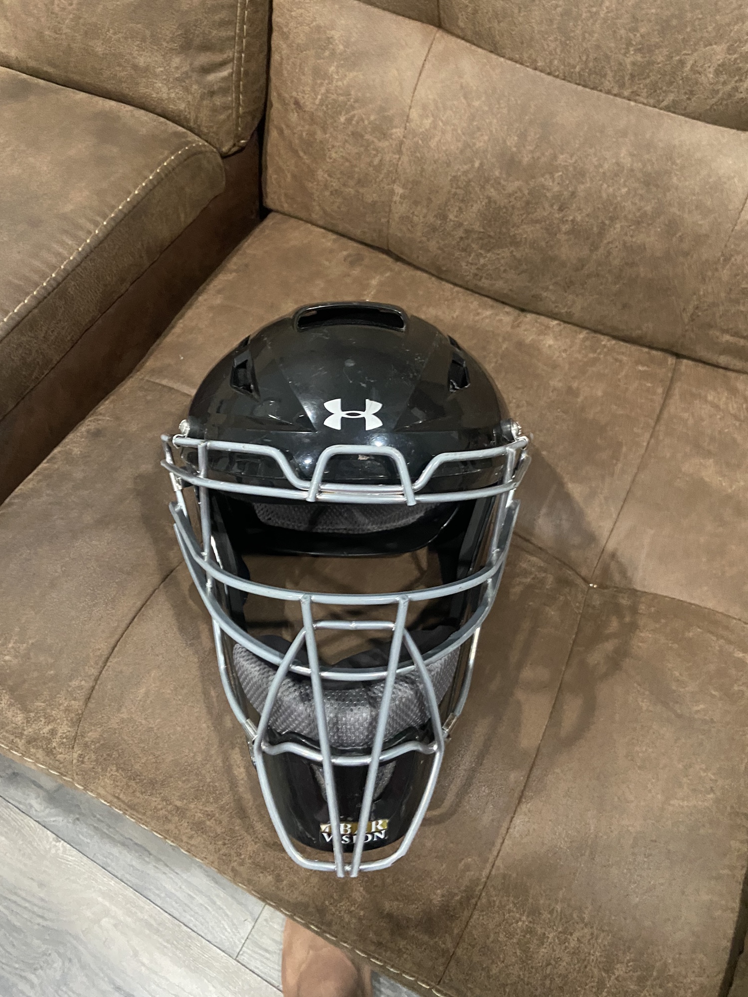 Under Armour Victory Series Catcher's Mask SidelineSwap