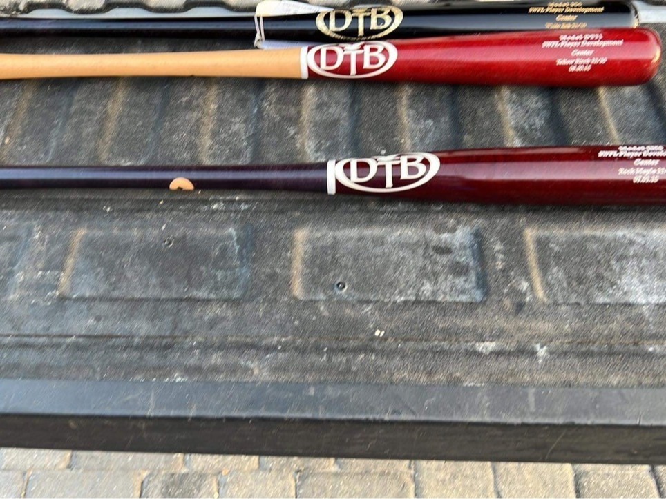 New Dovetail Wood Bats (3) 30 oz 33" SidelineSwap
