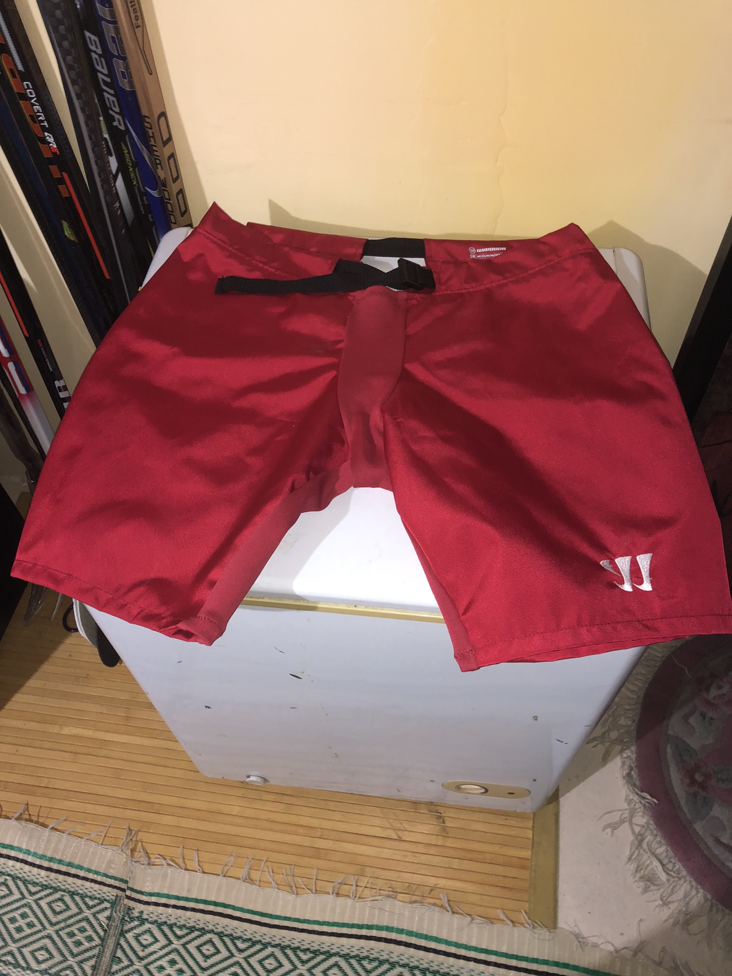 Senior Medium Warrior Dynasty Girdle Shell Hockey Pants SidelineSwap