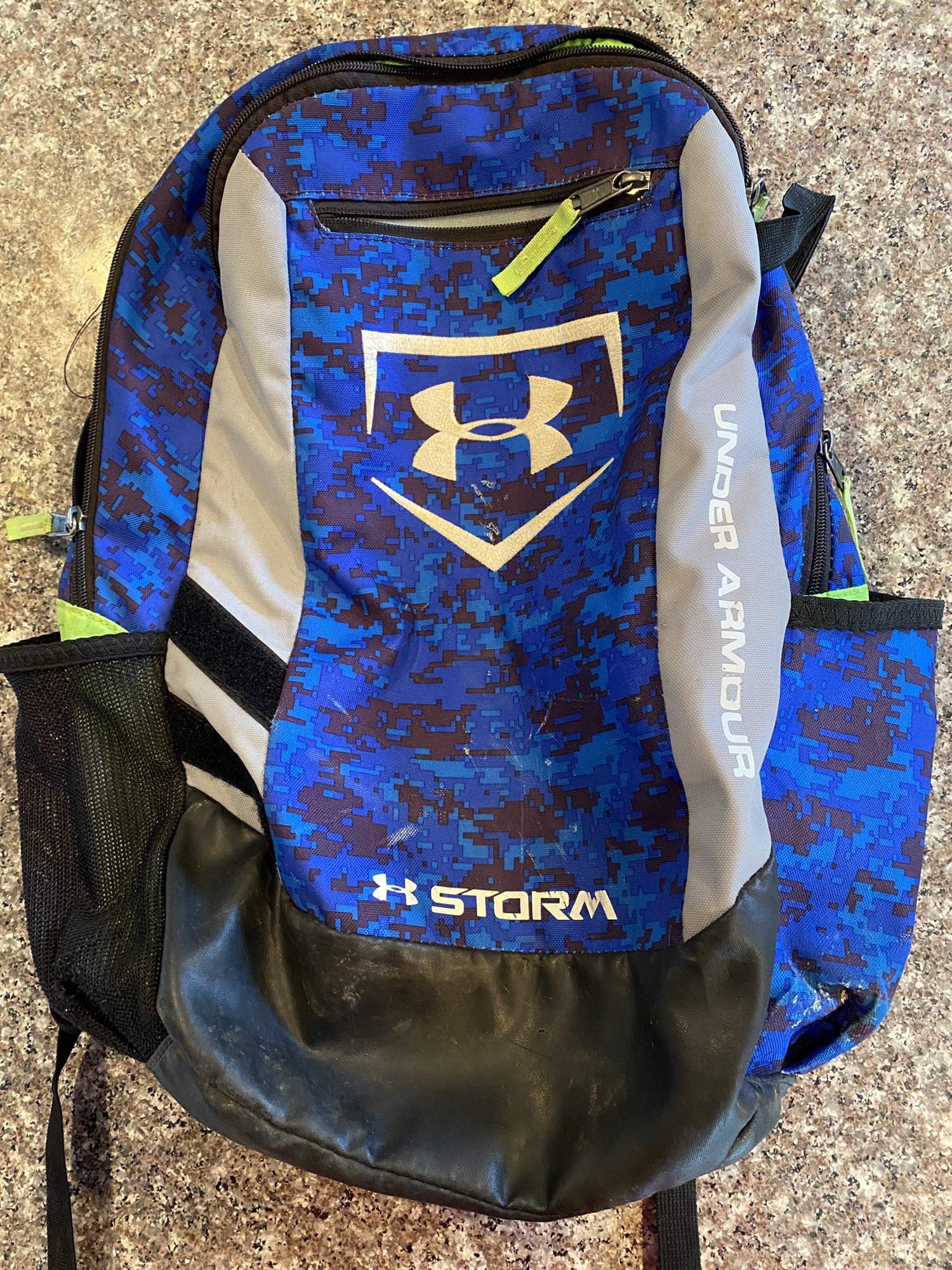 Under Armor Storm Bat Backpack SidelineSwap