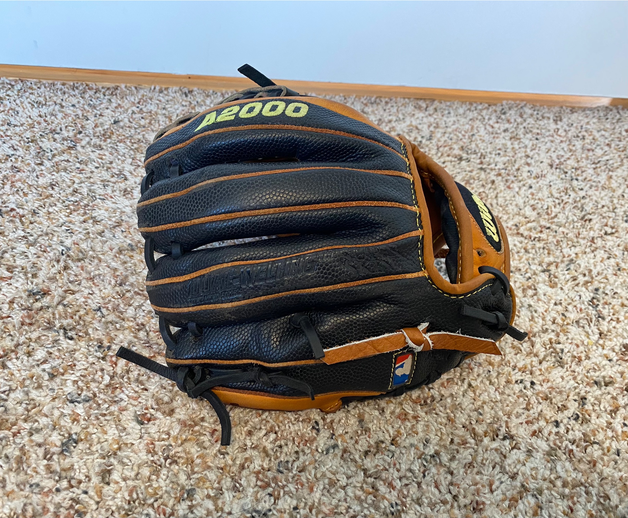 Wilson A2000 Model X2 Japan 11” Baseball Glove SidelineSwap