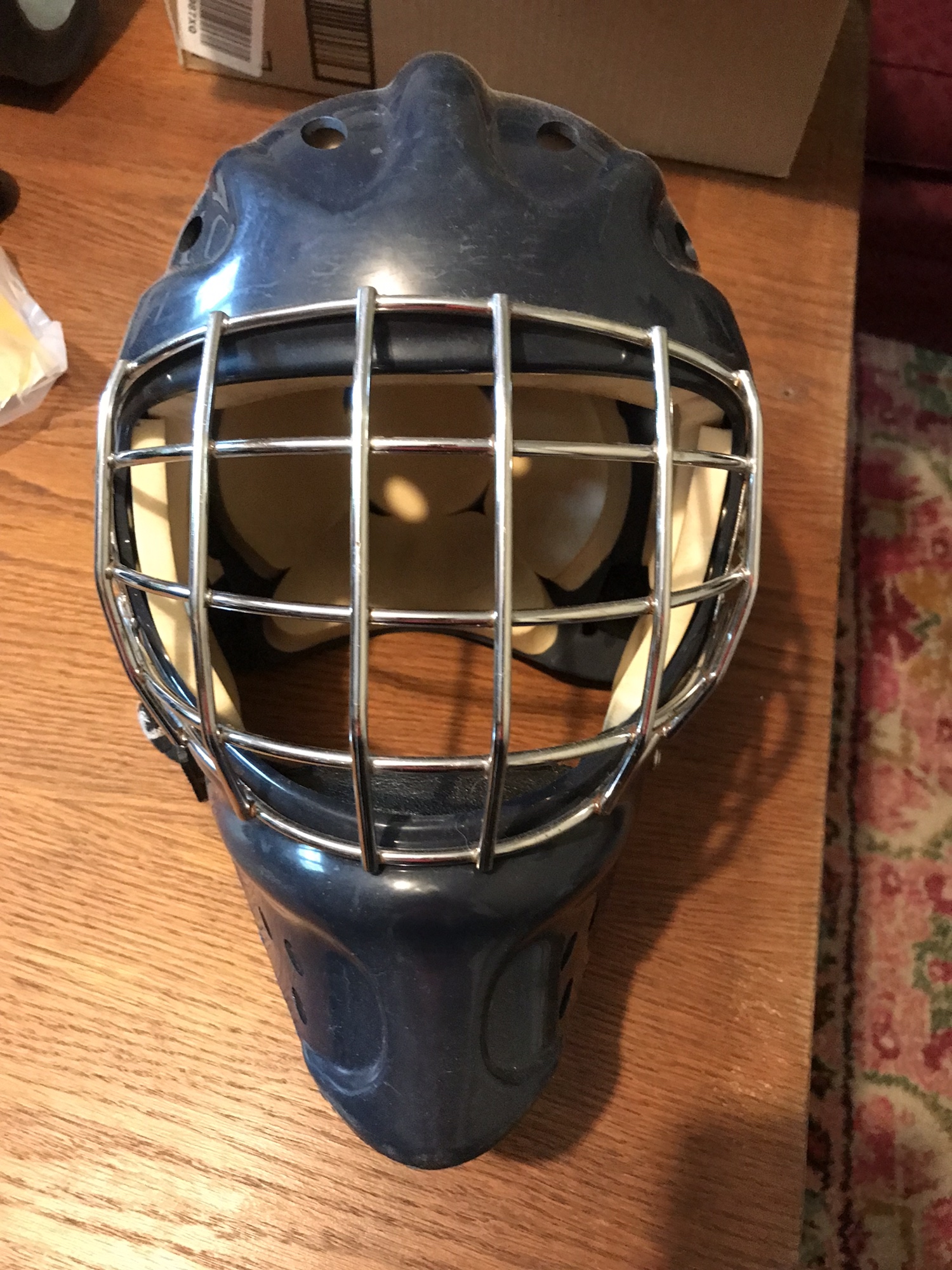 Itech 1000 intermediate goalie mask SidelineSwap
