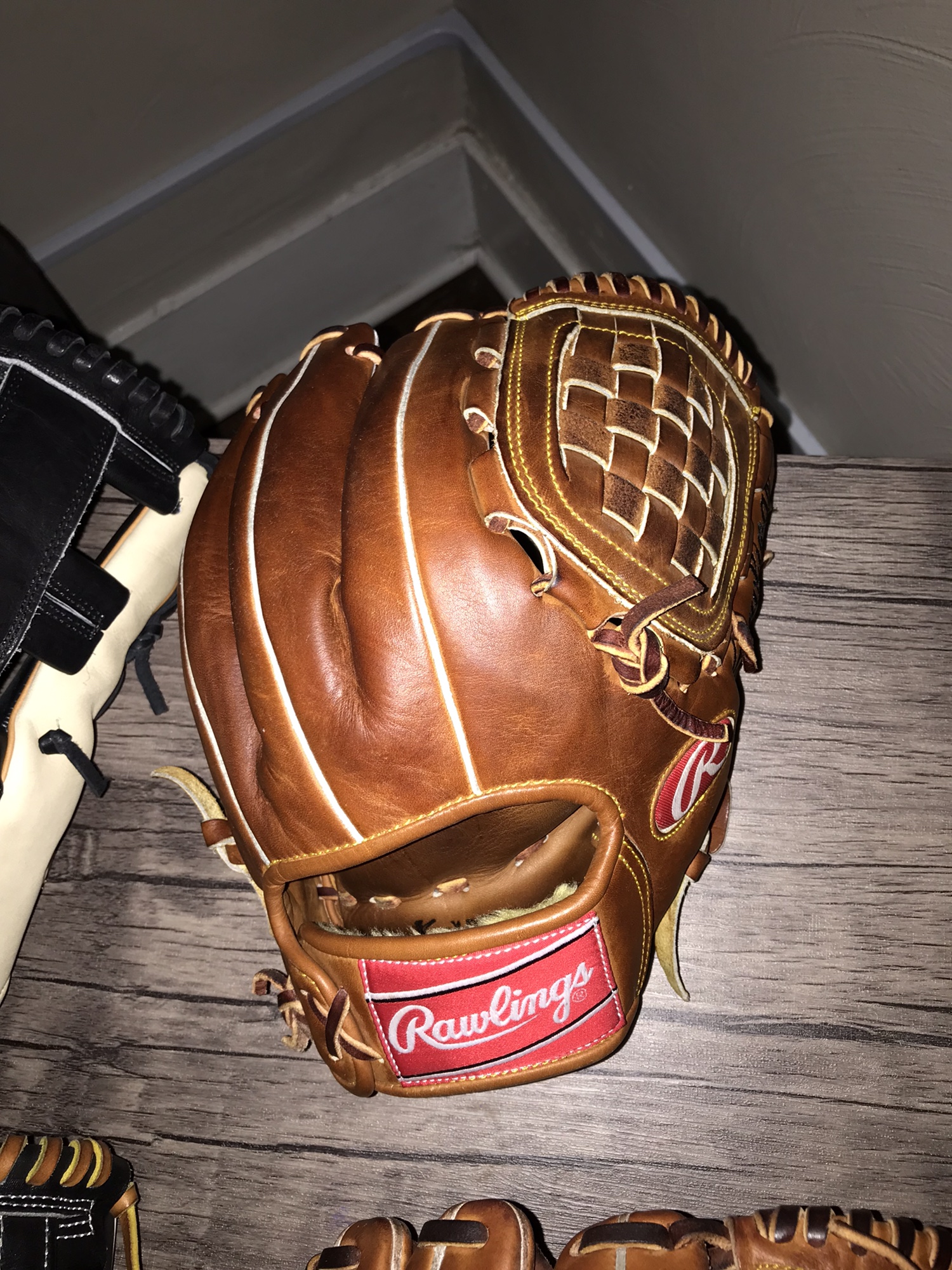 Horween Leather Rawlings Heart of the Hide Baseball Glove SidelineSwap