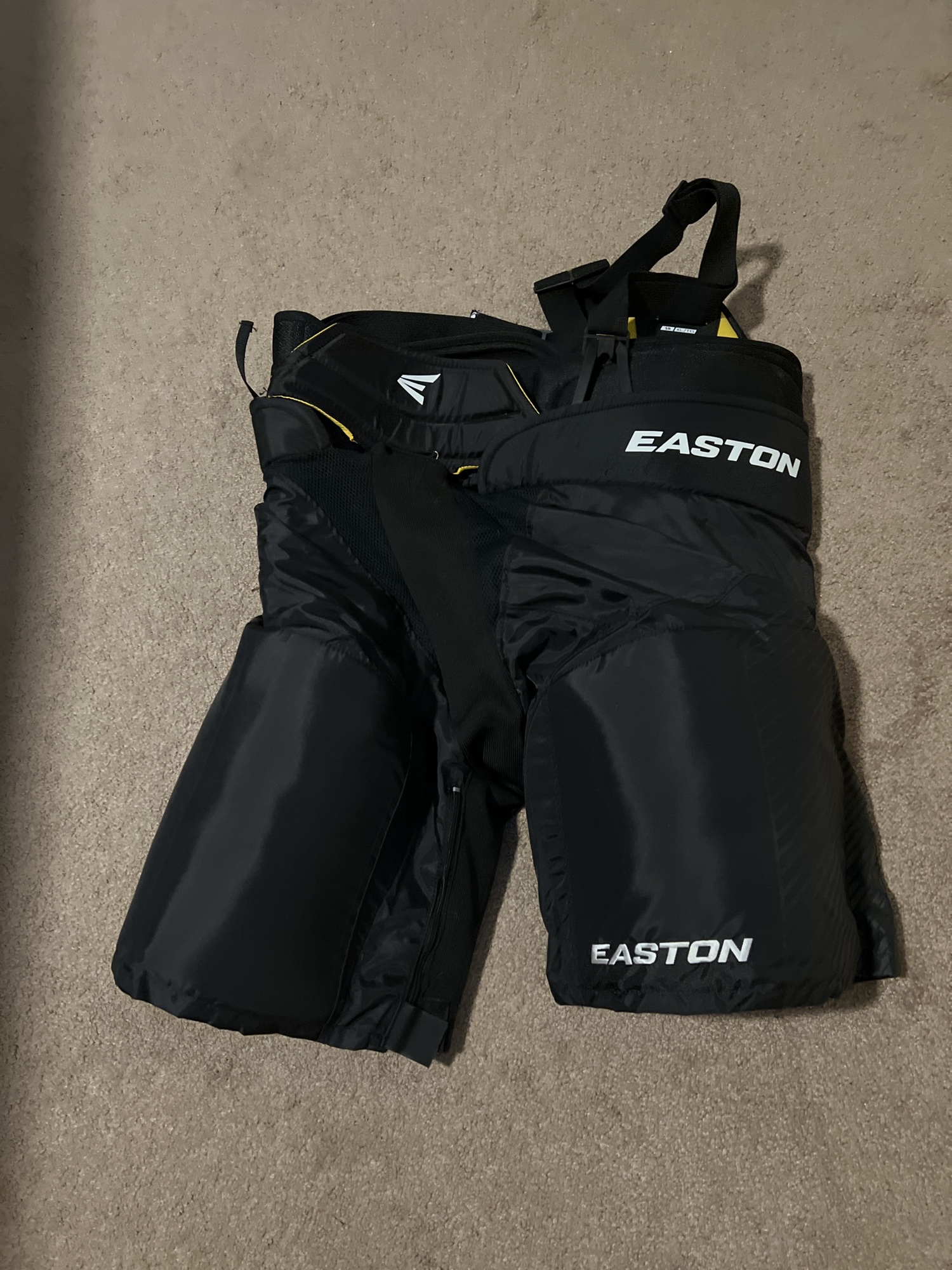 Black Senior New XL Easton Stealth 75S Hockey Pants With suspenders