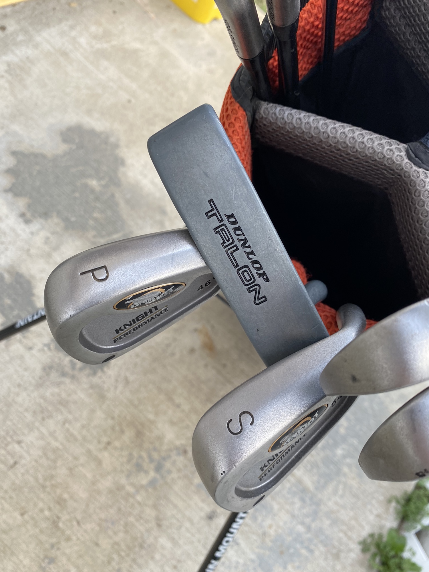 Mens complete knight golf club set with sun mountain stand bag