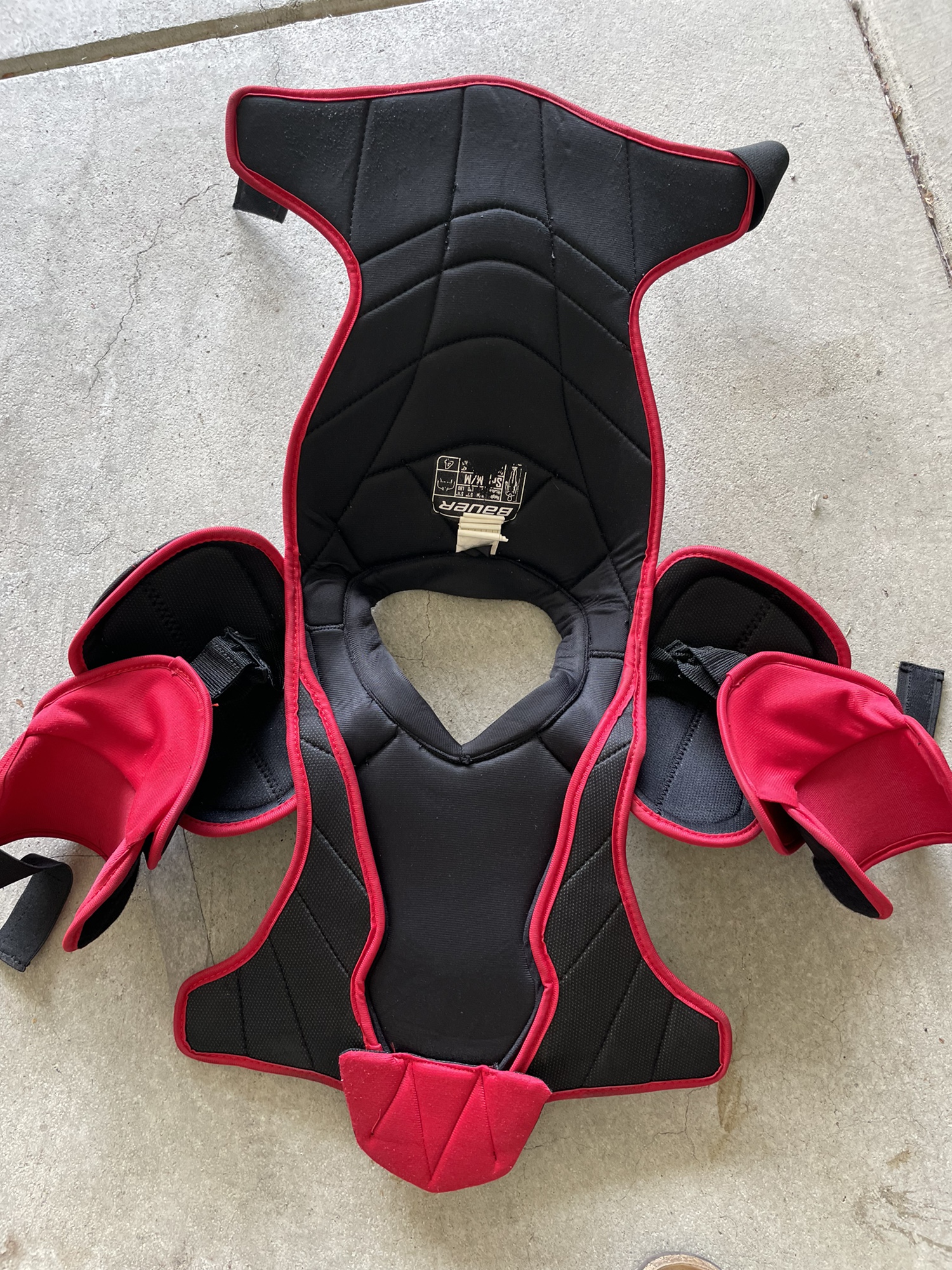 Senior Medium Bauer Vapor X100 Shoulder Pads SidelineSwap