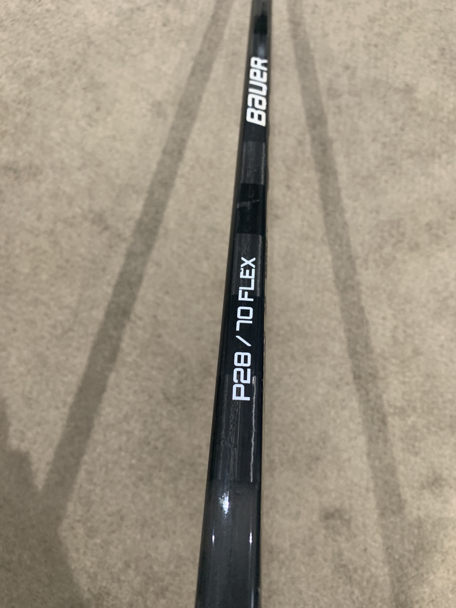 Senior Left Hand P28 70 Flex Vapor Hyperlite Hockey Stick SidelineSwap