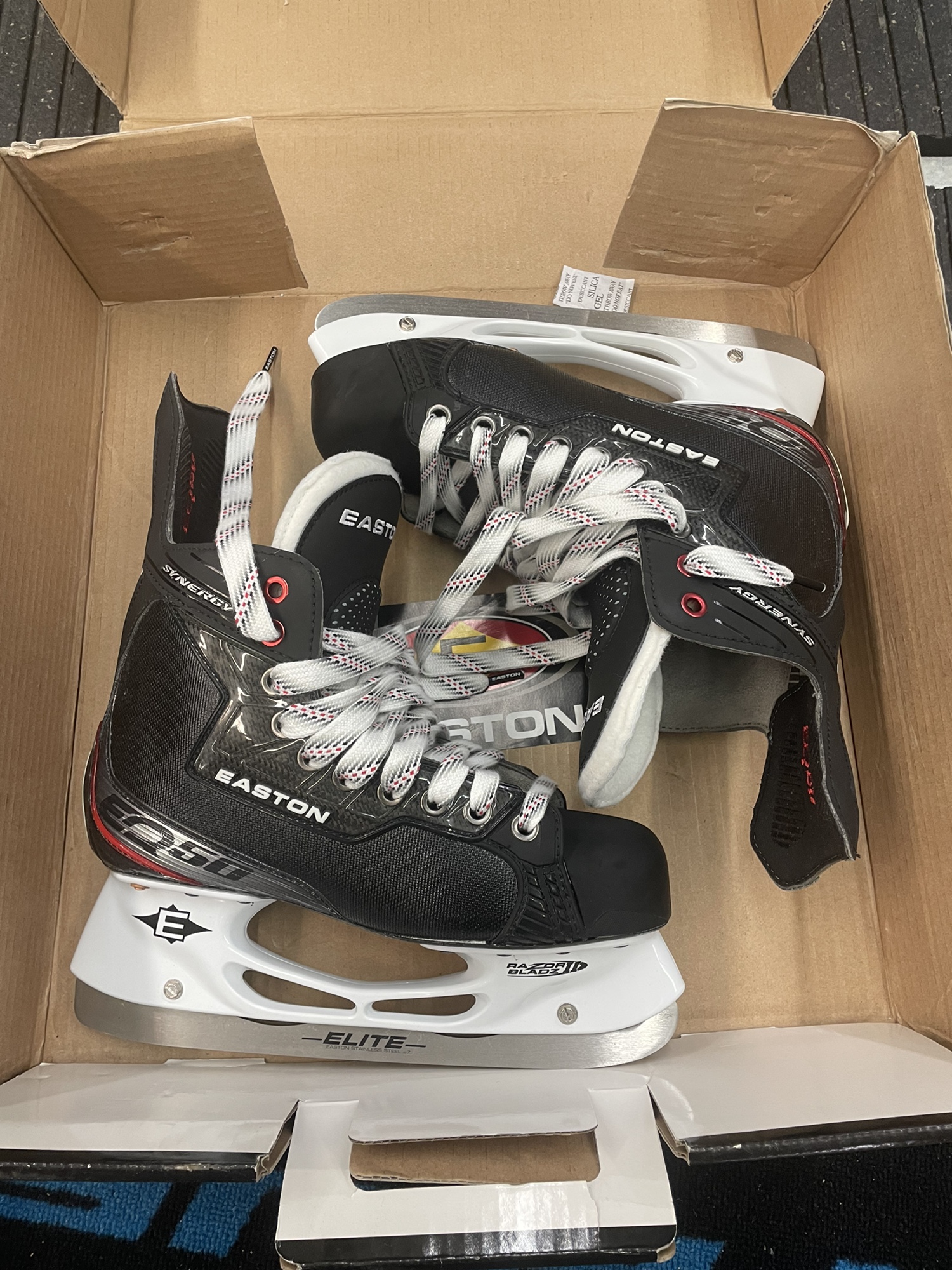 Easton Synergy EQ50 Hockey Skates SidelineSwap