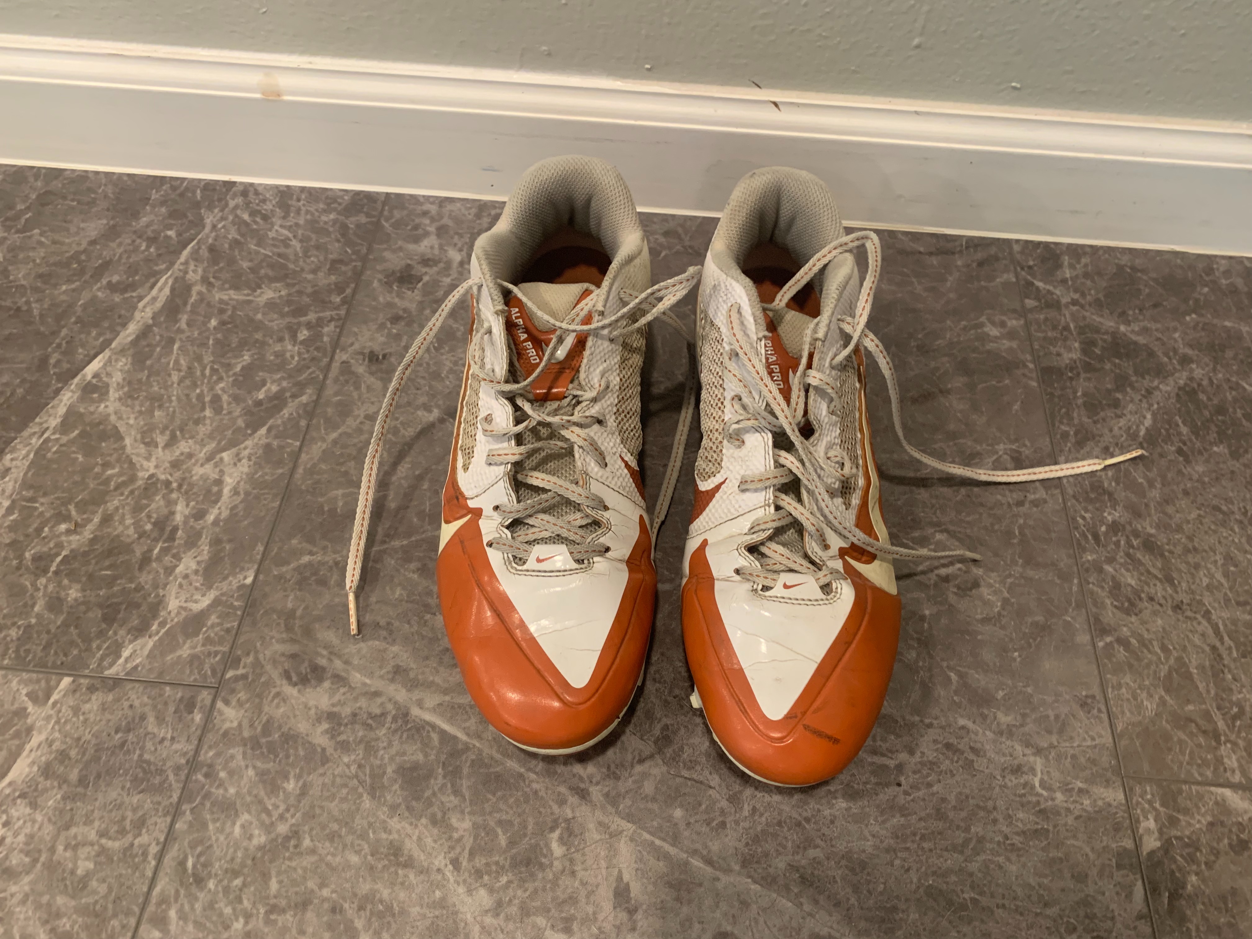 texas longhorns cleats