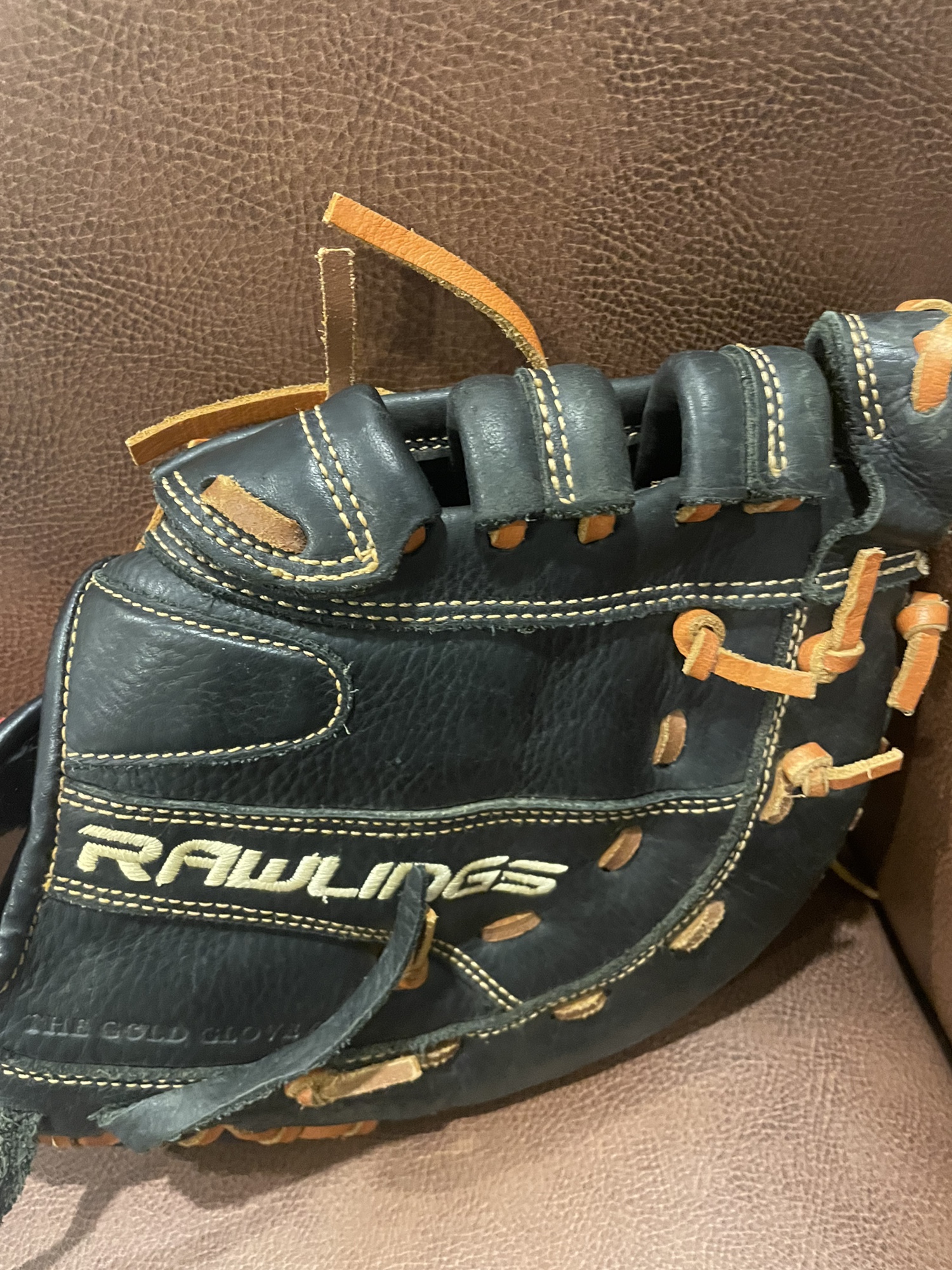 First baseman glove baseball SidelineSwap