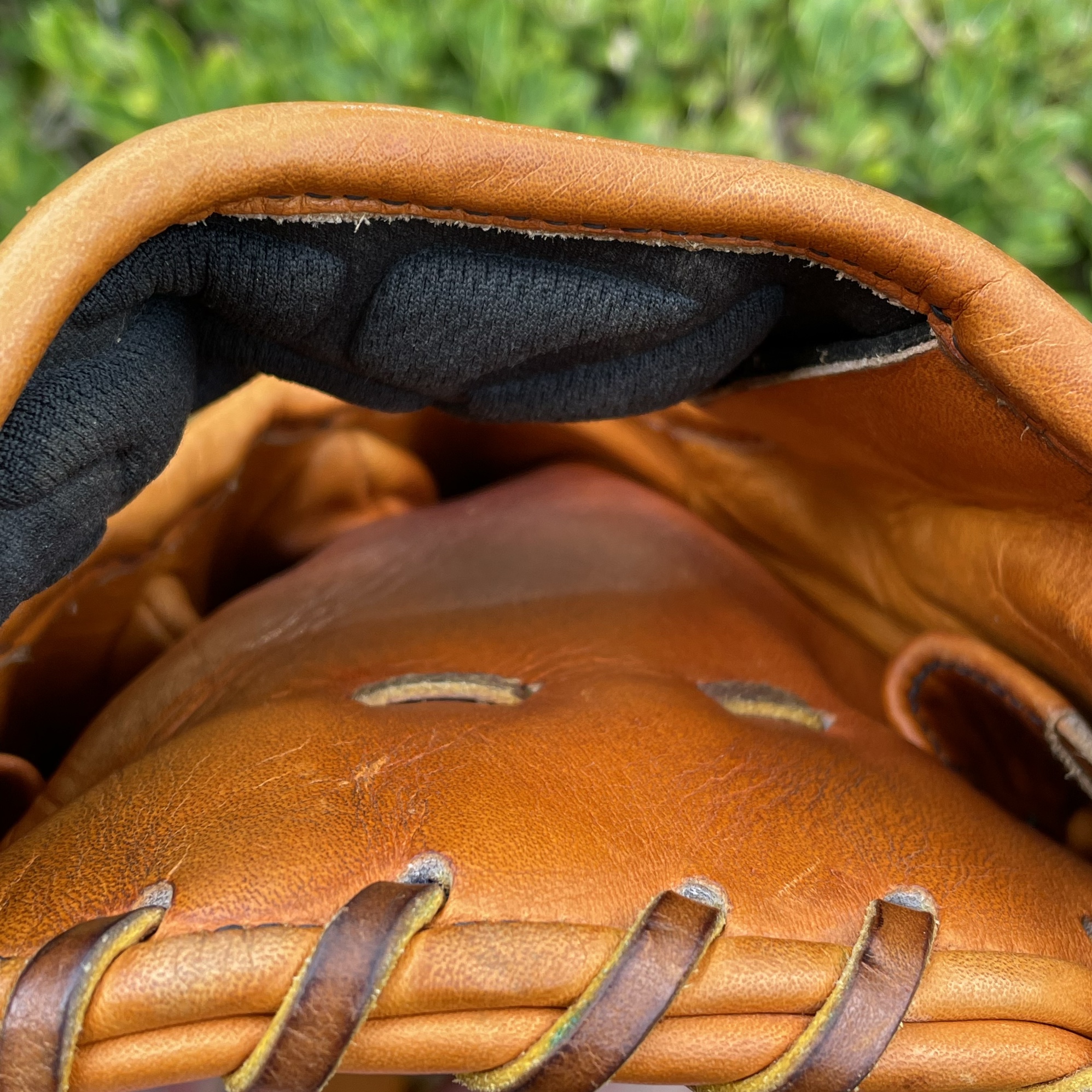 Wilson A2000 X2 11" Baseball Glove FREE SHIPPING SidelineSwap