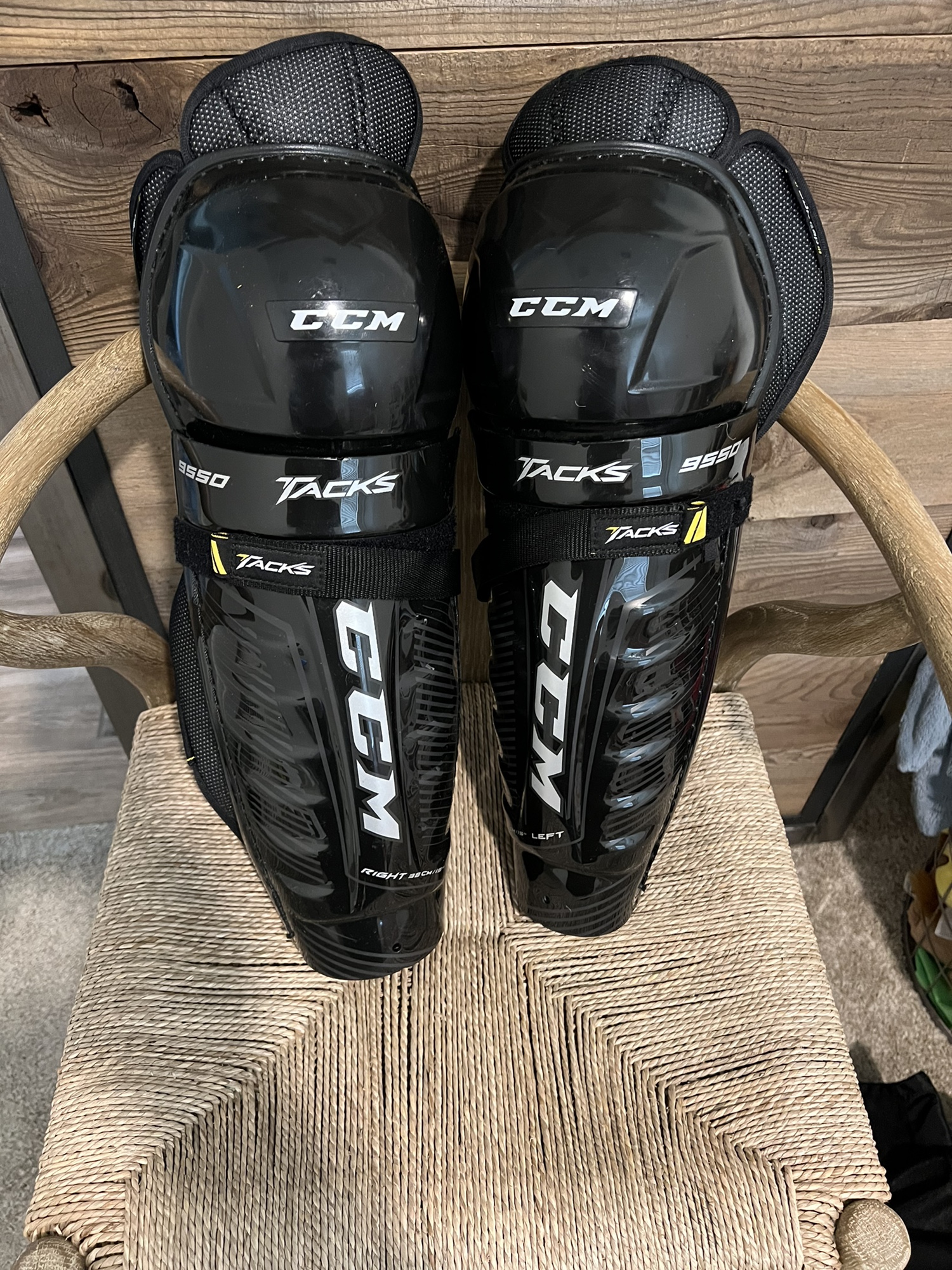 CCM Tacks 9550 Shin Pads SidelineSwap