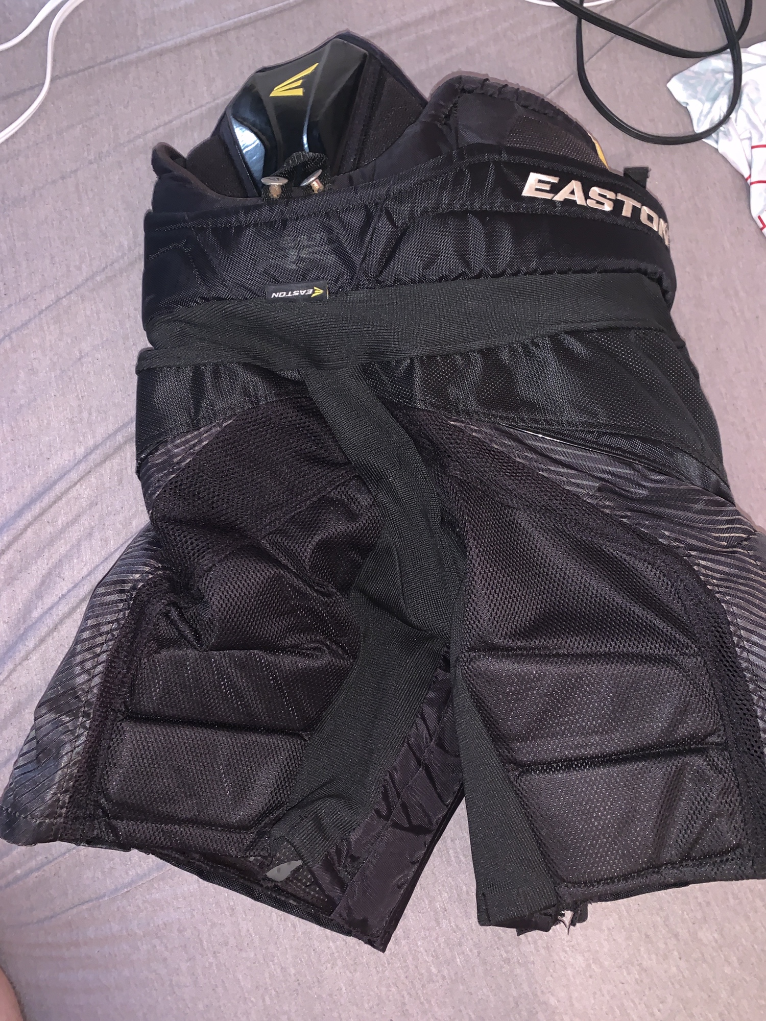 Junior Medium Easton Stealth RS Hockey Pants SidelineSwap