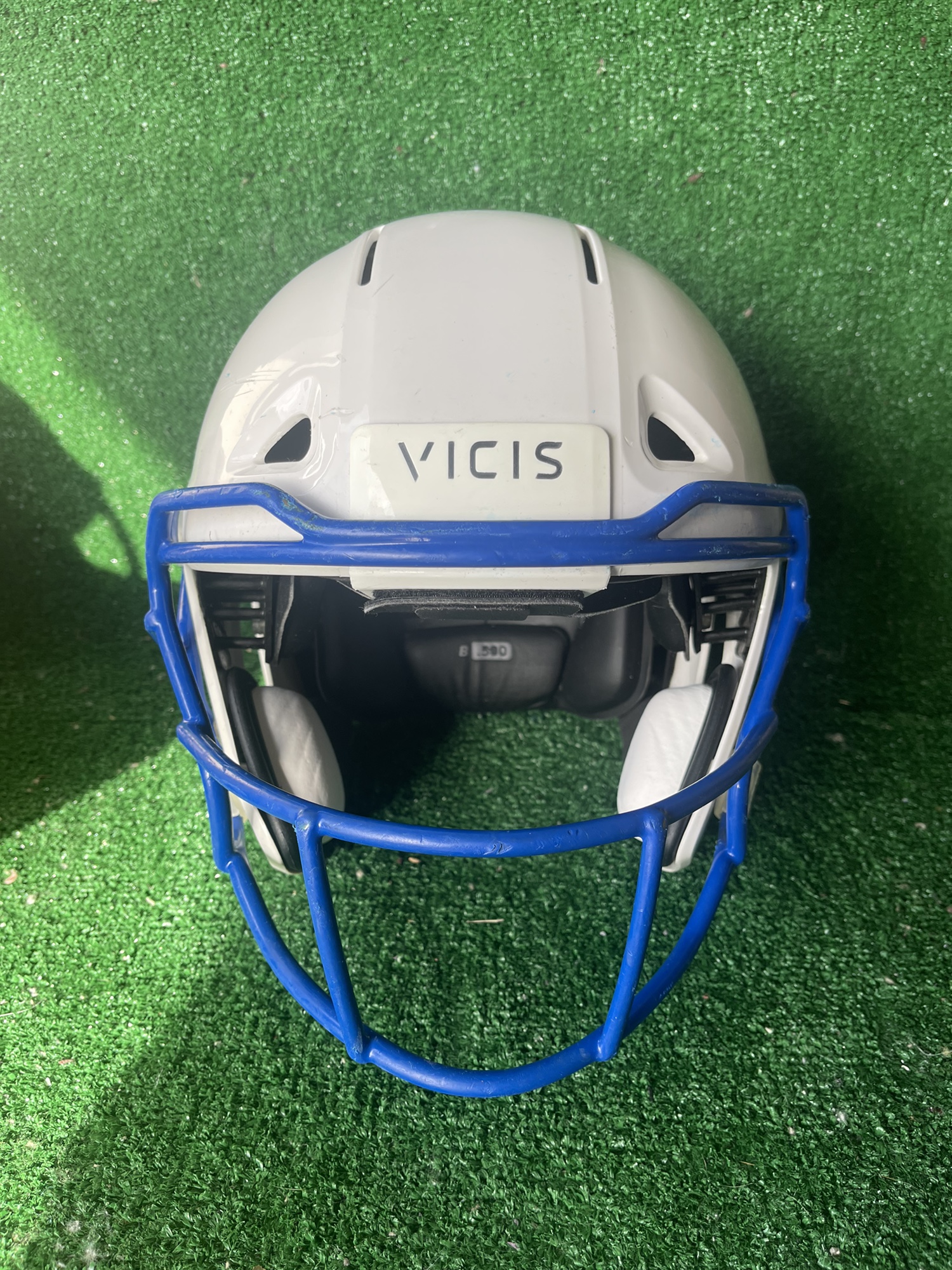 Adult Size A (Medium) Vicis Football Helmet White SidelineSwap