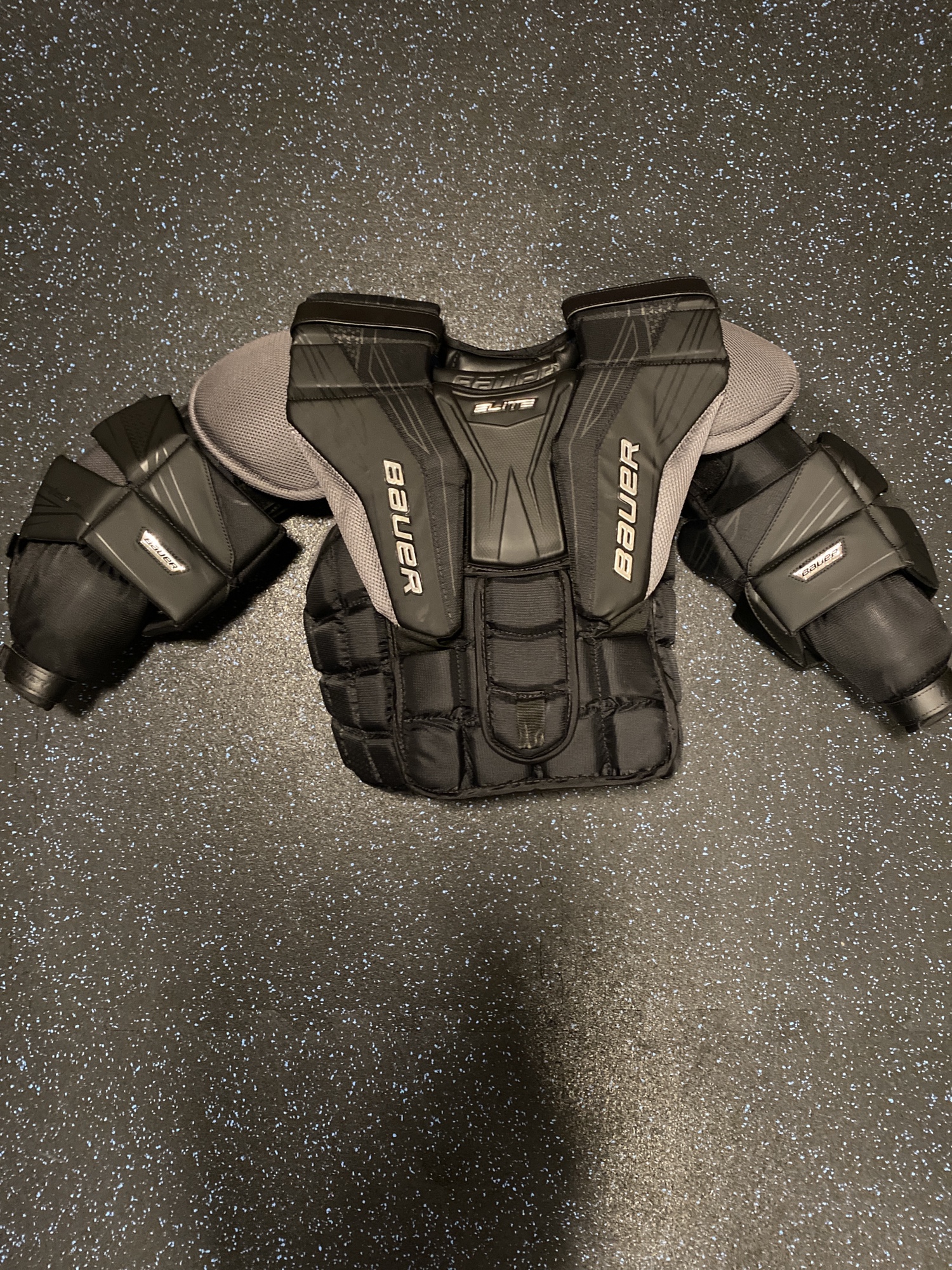 Bauer Intermediate Elite Goalie Chest Protector SidelineSwap