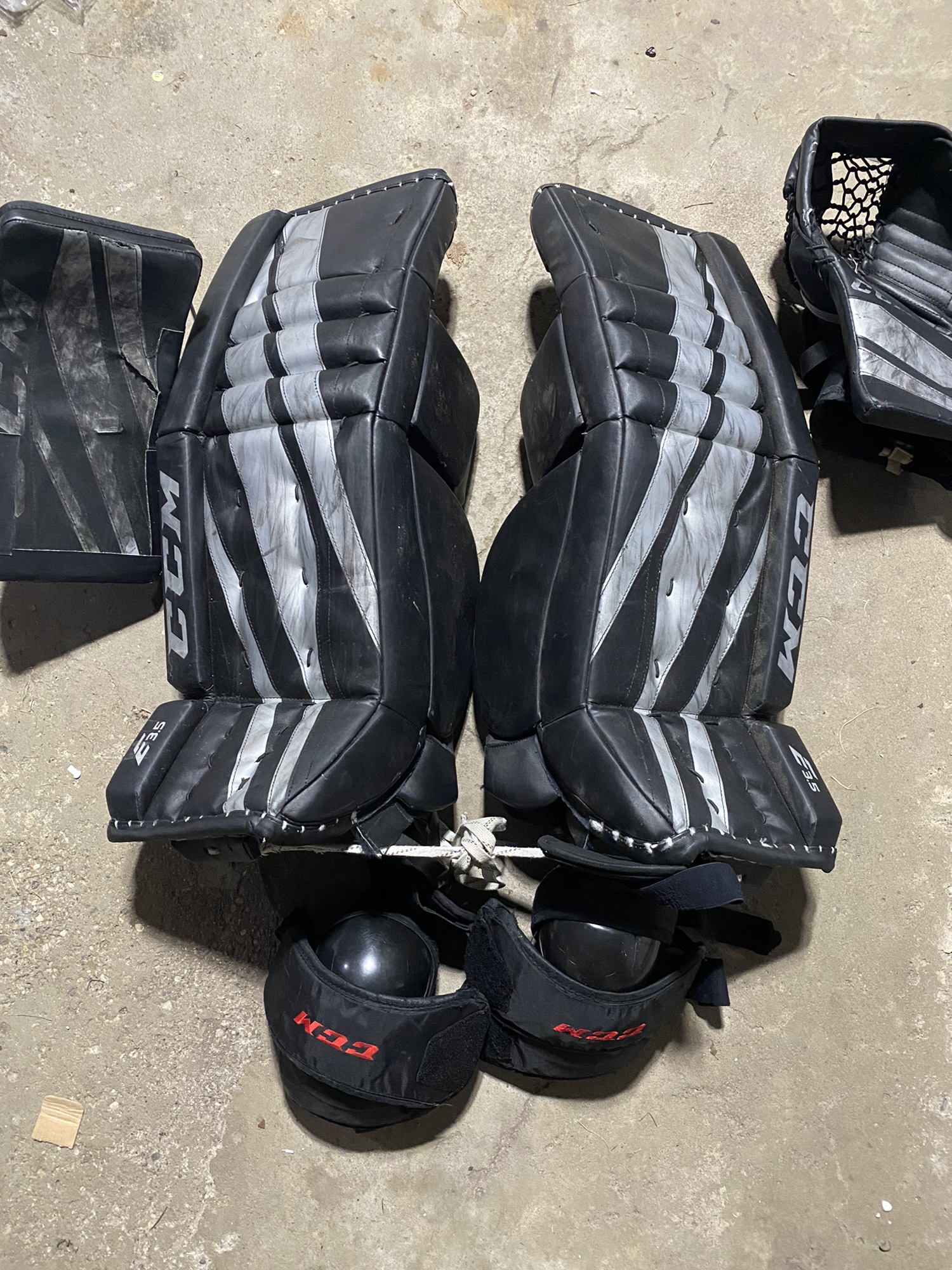 CCM E3.5 lefevre goalie pads SidelineSwap