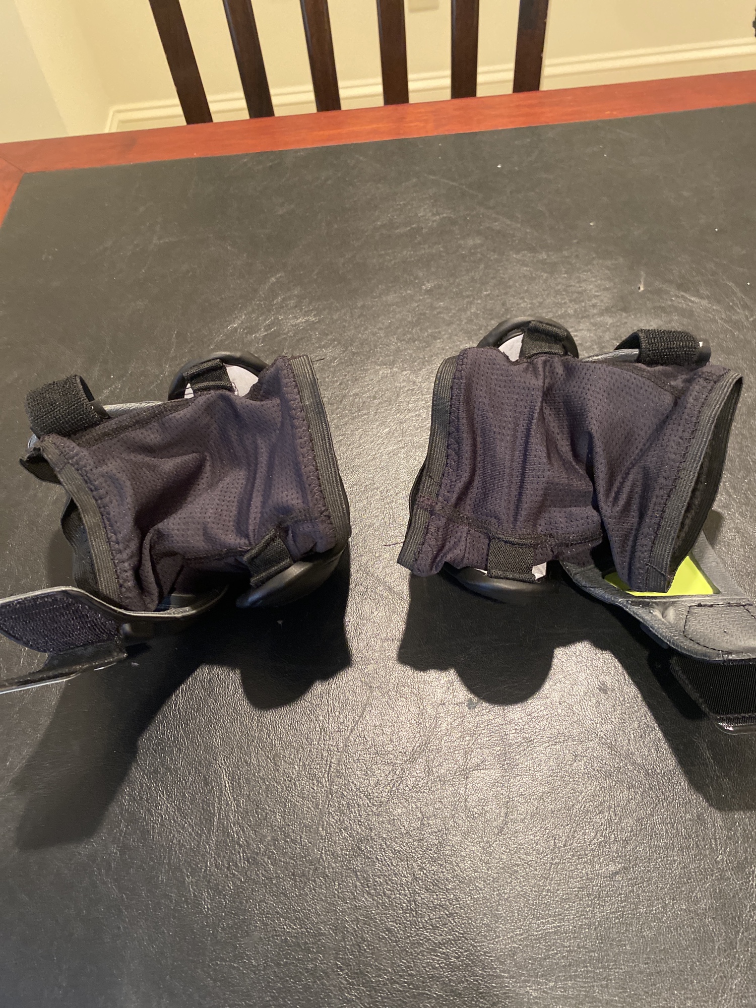 New Large Epoch Integra Elite Elbow Pads SidelineSwap