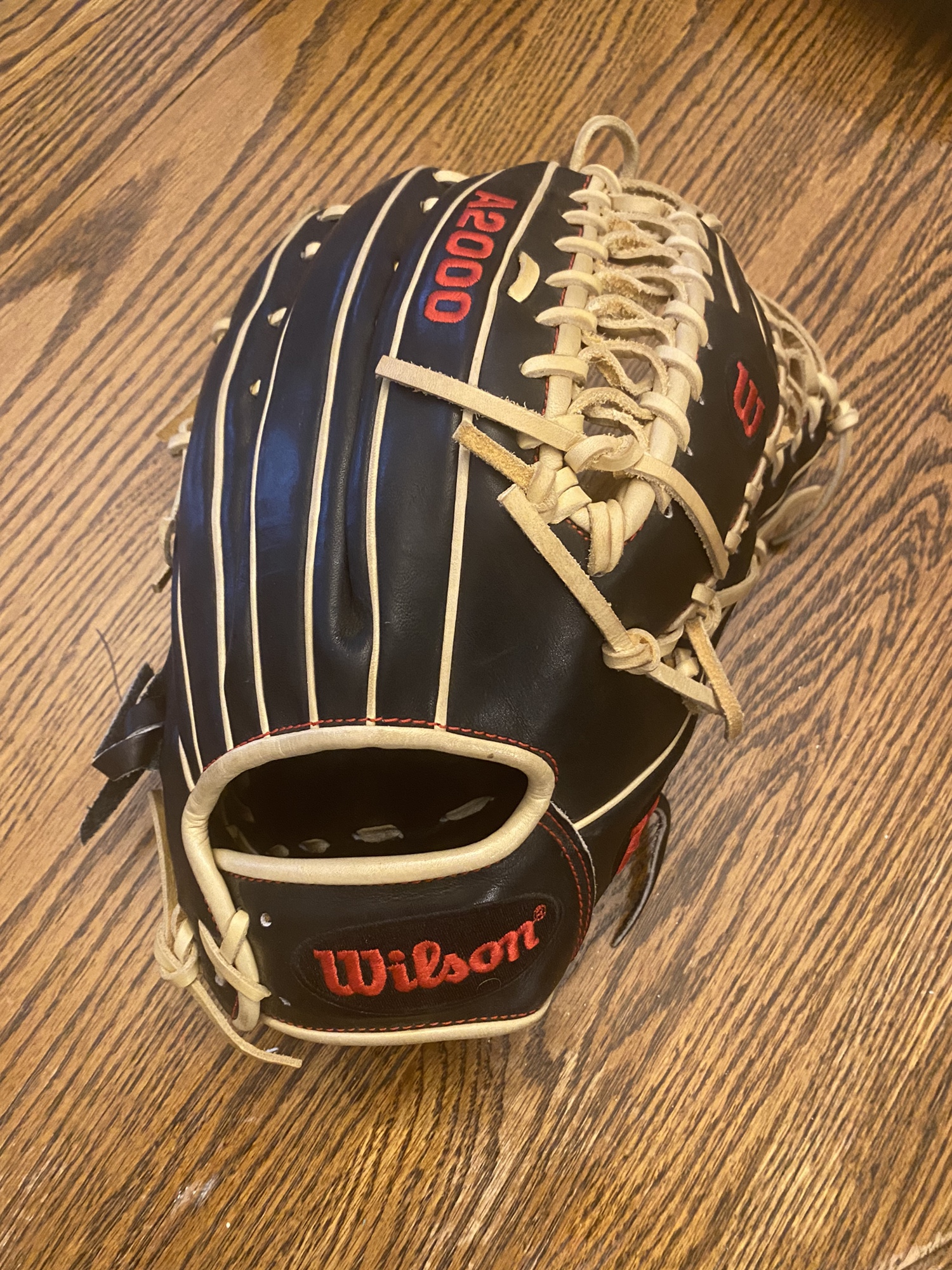 Lightly used Wilson A2000 12.75” OT6 outfielder glove. In fantastic