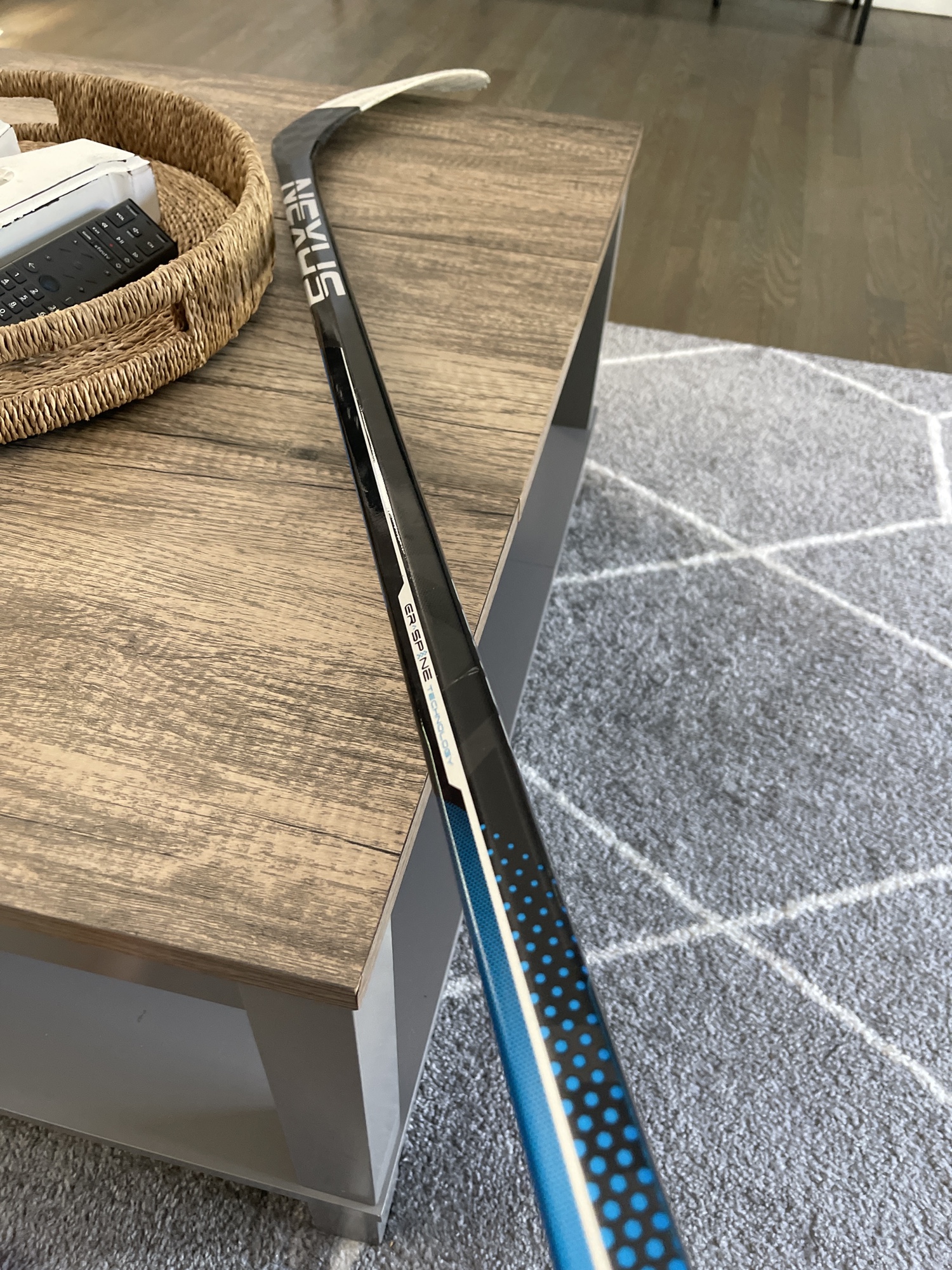 Junior Left Hand P28 Nexus 3N Hockey Stick SidelineSwap