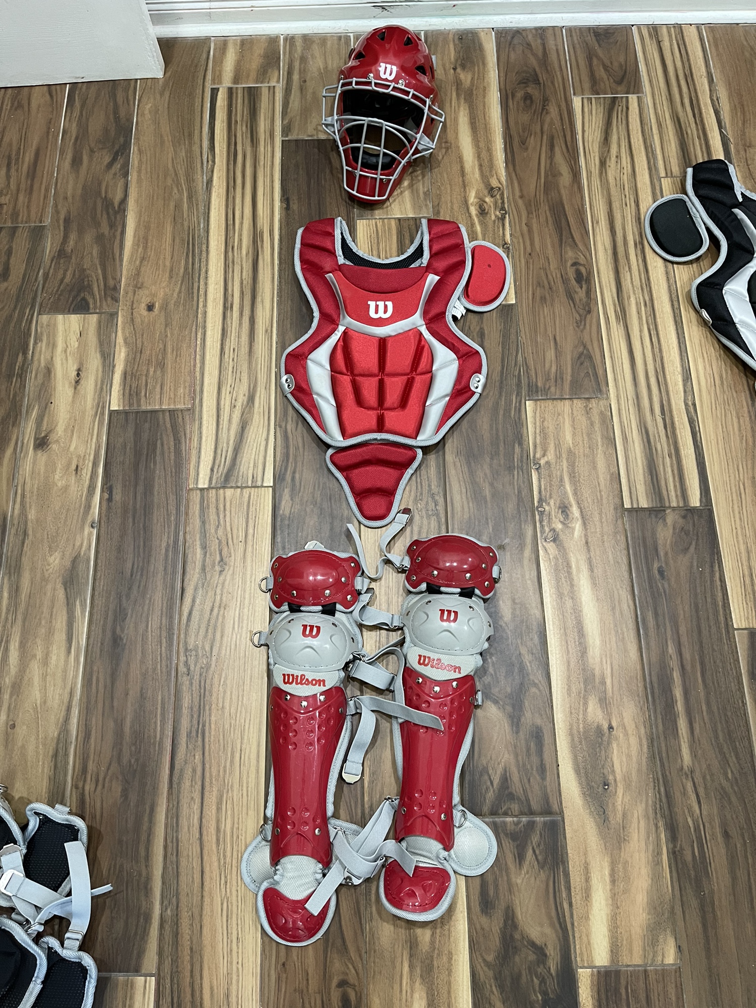 Youth Wilson Catchers Gear Complete Set SidelineSwap