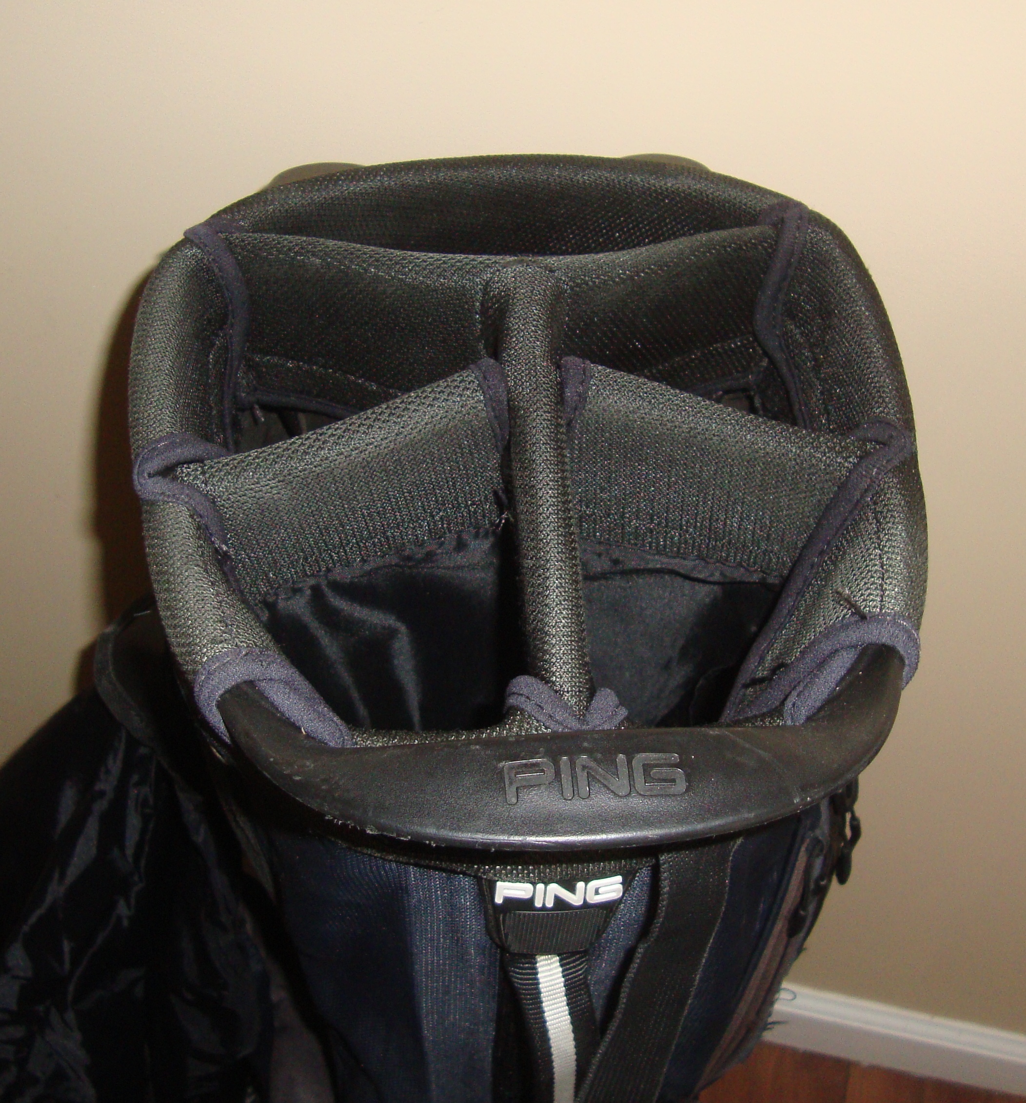 PING Hoofer E2 Stand/Carry Golf Bag 5 way w/ Rain Cover Dr Performance