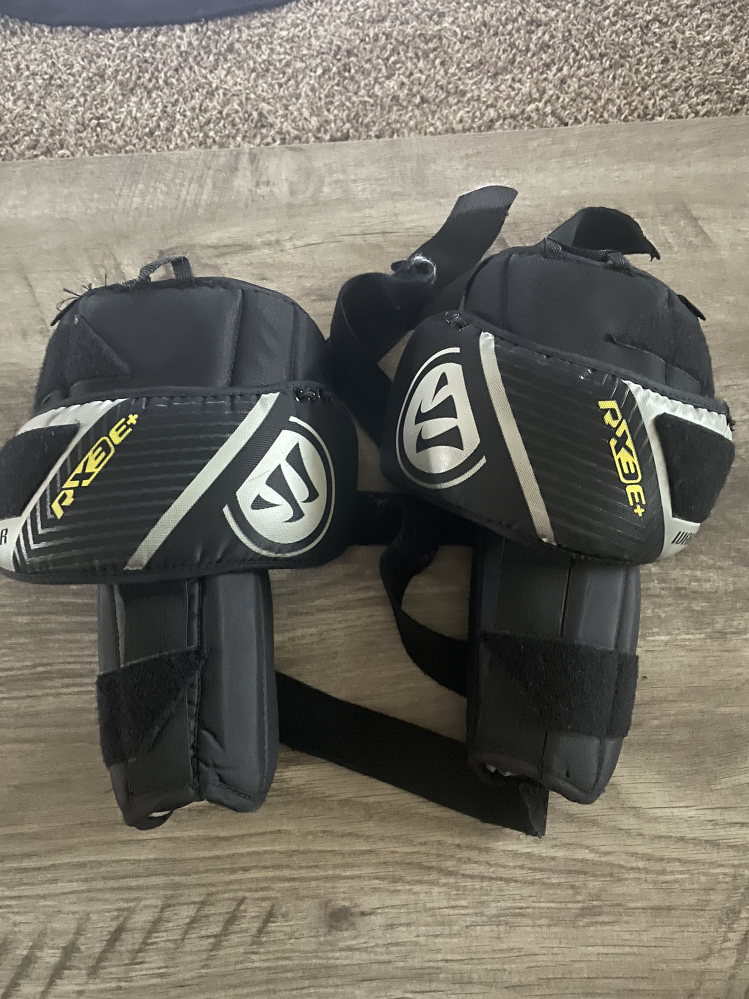 Warrior RX3E+ INT Goalie Knee Pads SidelineSwap
