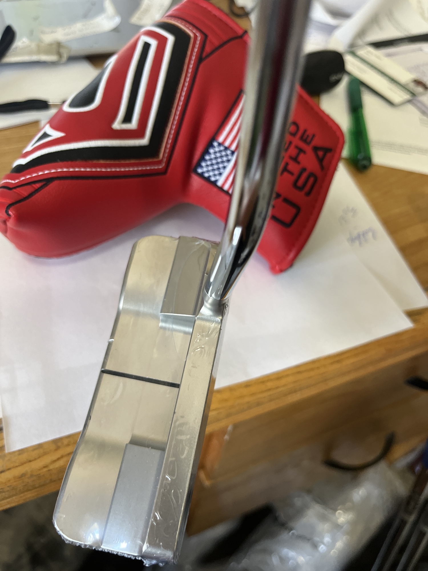Bettinardi Queen Bee 12 Putter 35” RH New SidelineSwap