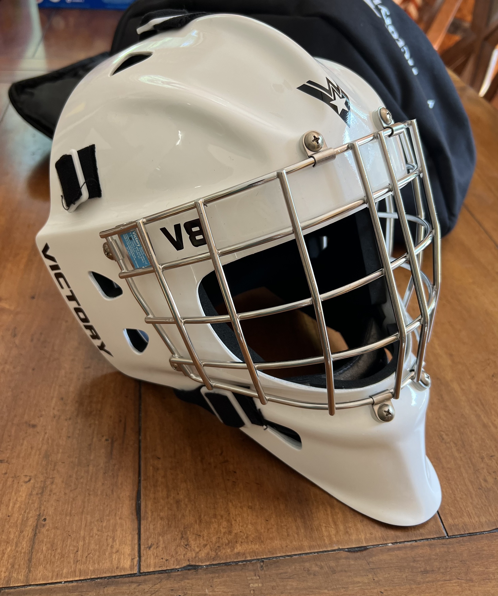 Victory V8 Goalie Mask Helmet 21” SidelineSwap