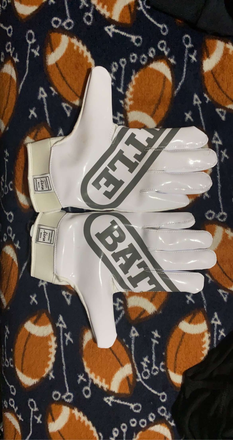 New Large Battle Football Gloves SidelineSwap