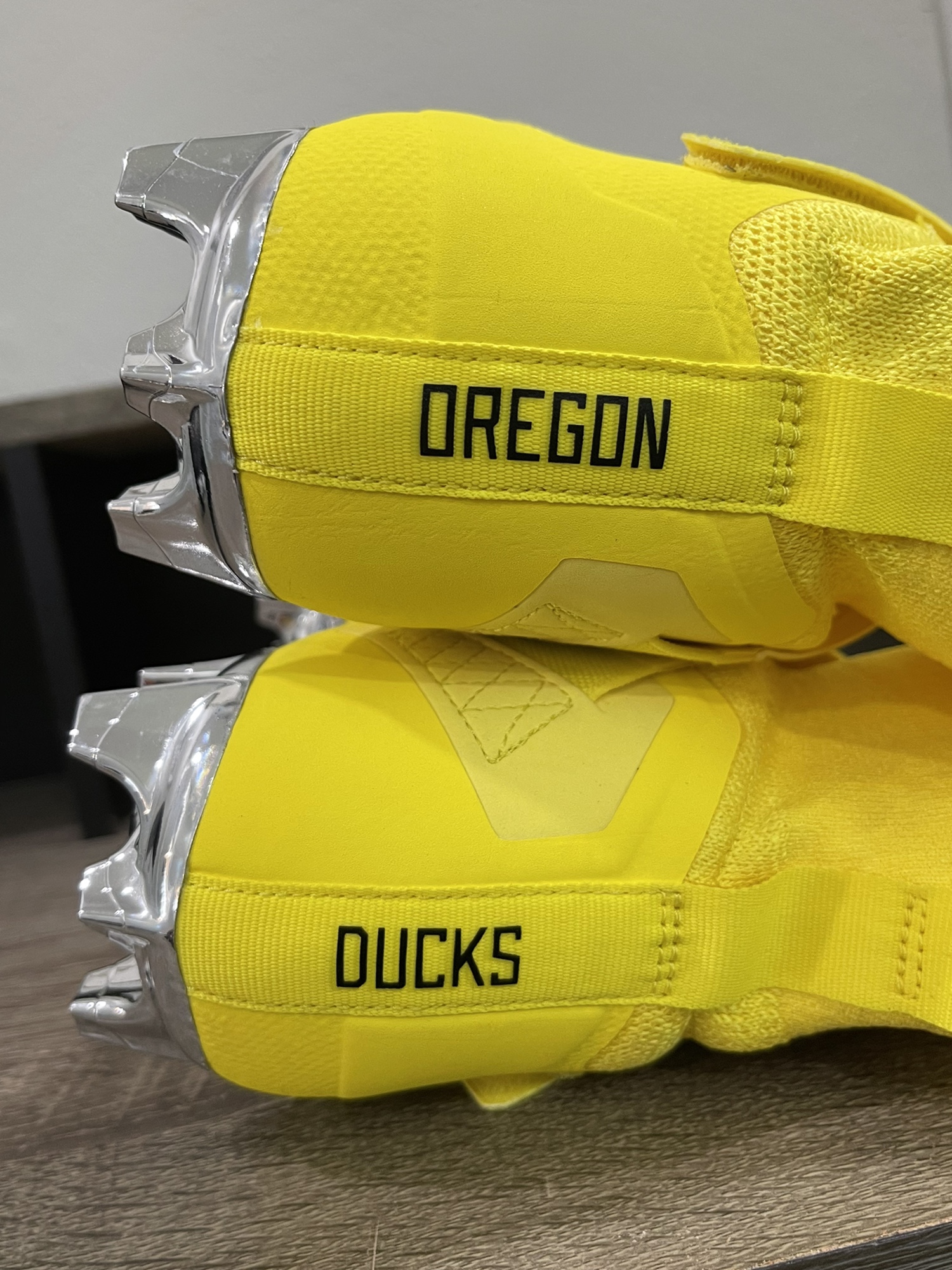 oregon football cleats
