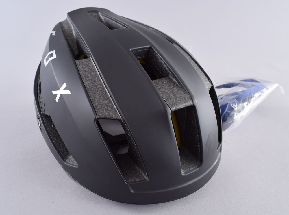 fox racing flux mips helmet