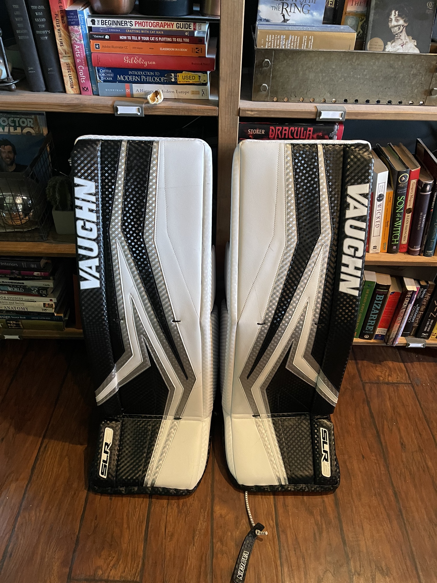 Vaughn SLR3 Pro Carbon Leg Pads SidelineSwap