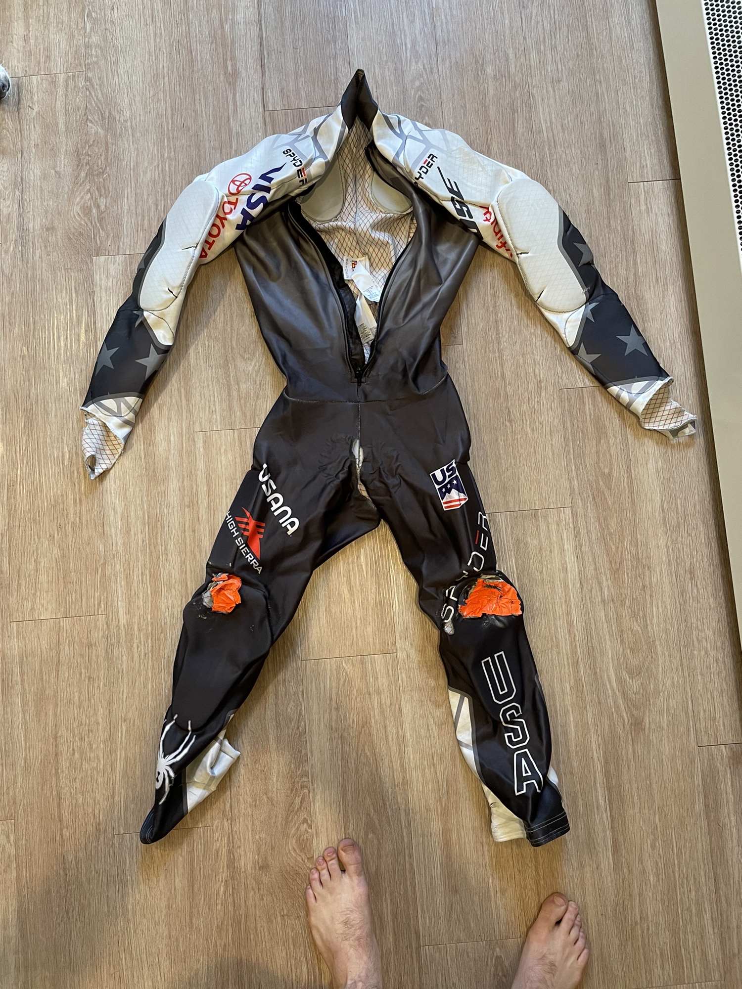 Used Large Spyder Ski Suit SidelineSwap