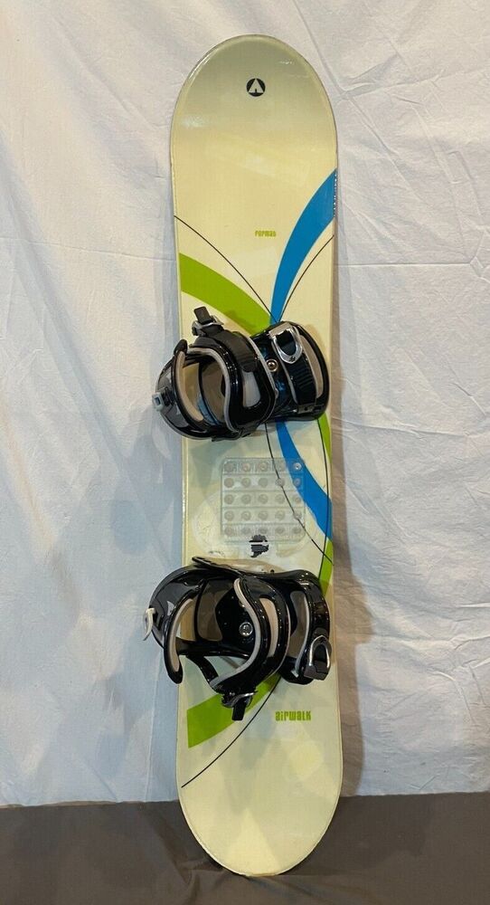 Airwalk Format 120cm TwinTip AllMountain Kid's Snowboard 5150 FF1000 Bindings SidelineSwap